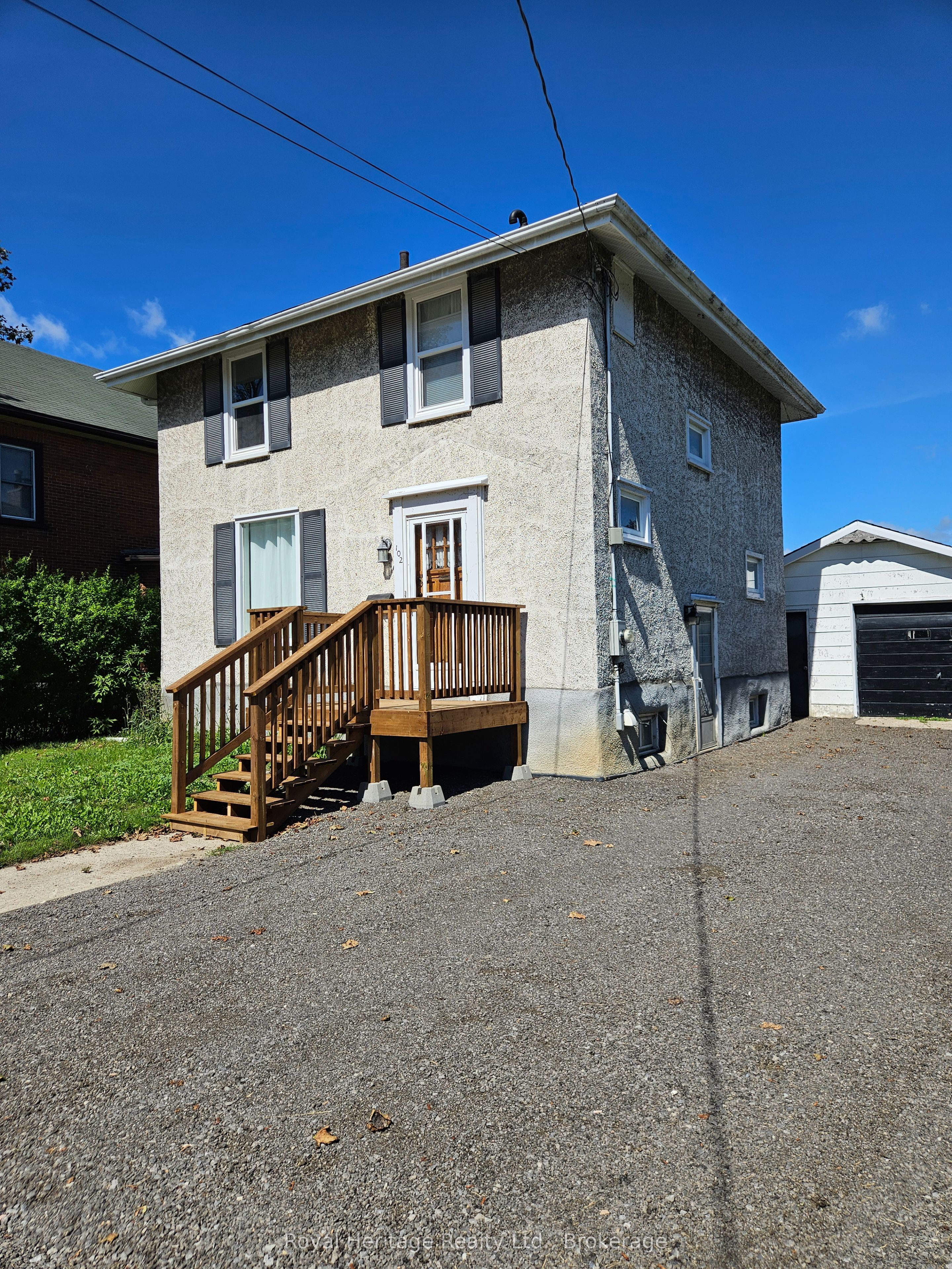 102 Catharine Street, Belleville, ON K8P 1M3 photo 3