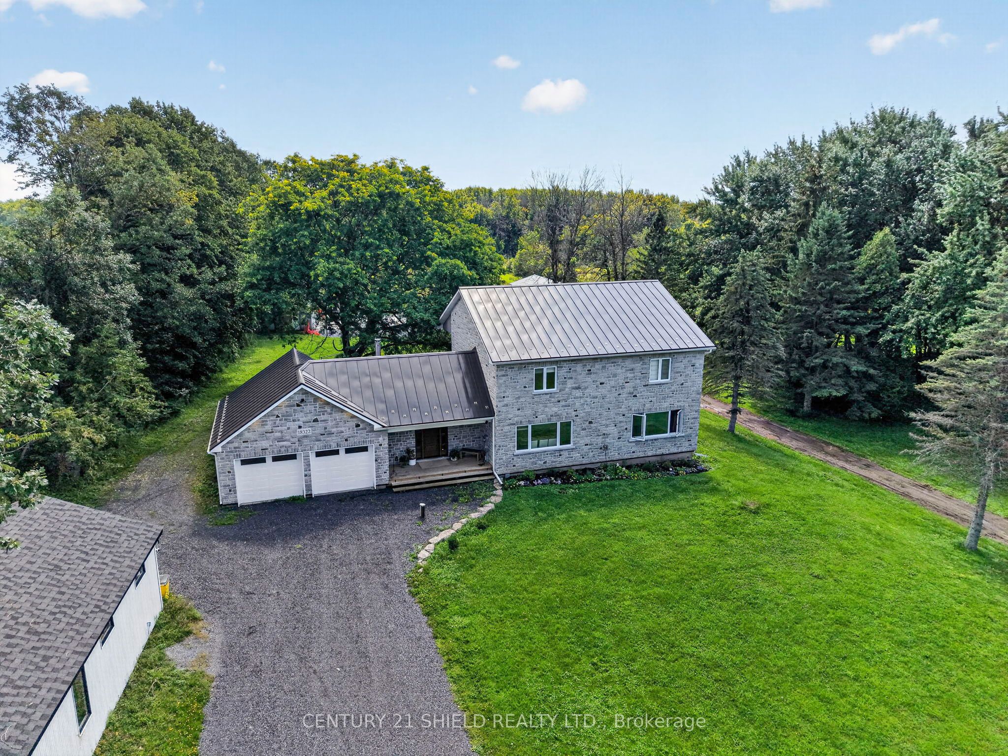18322 Glen Road, South Glengarry, ON K0C 2J0 photo 2