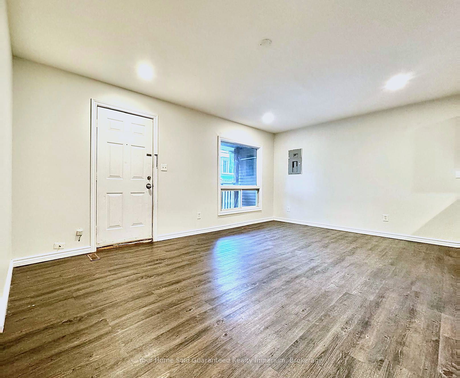 59 Queenston Street Upper (B), St. Catharines, ON L2R 2Z1 photo 4