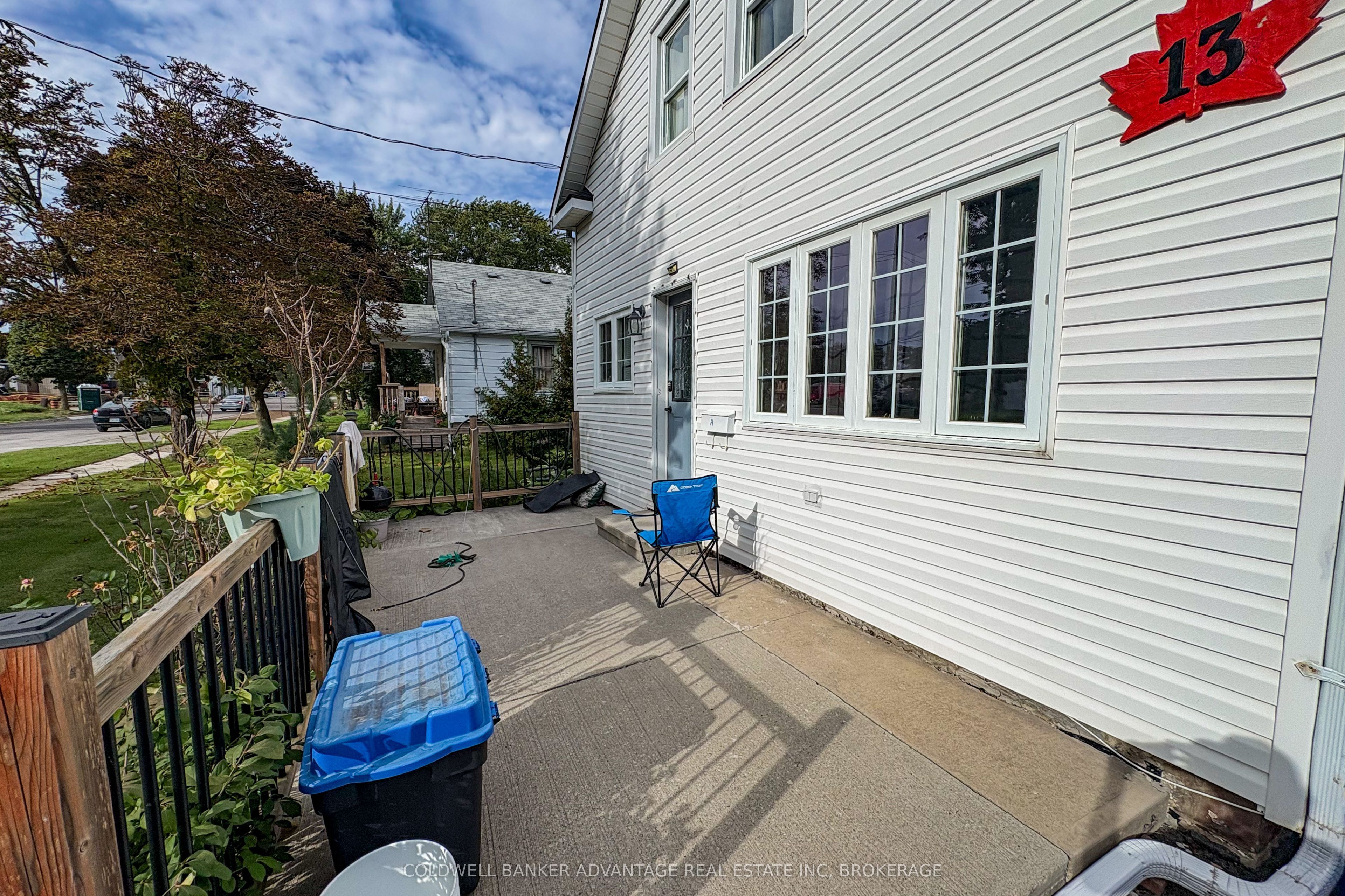 13 Alberta Street, Welland, ON L3B 2V6 photo 2