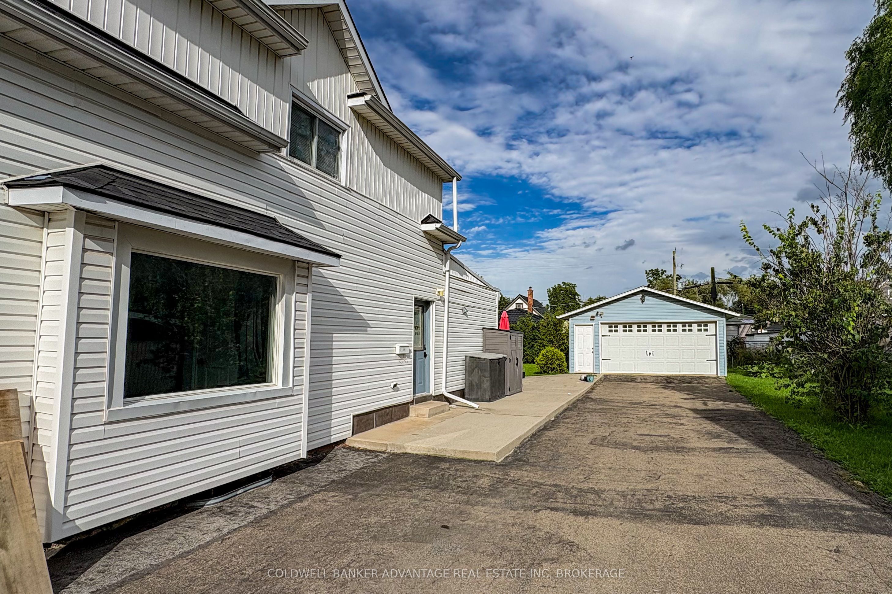 13 Alberta Street, Welland, ON L3B 2V6 photo 3