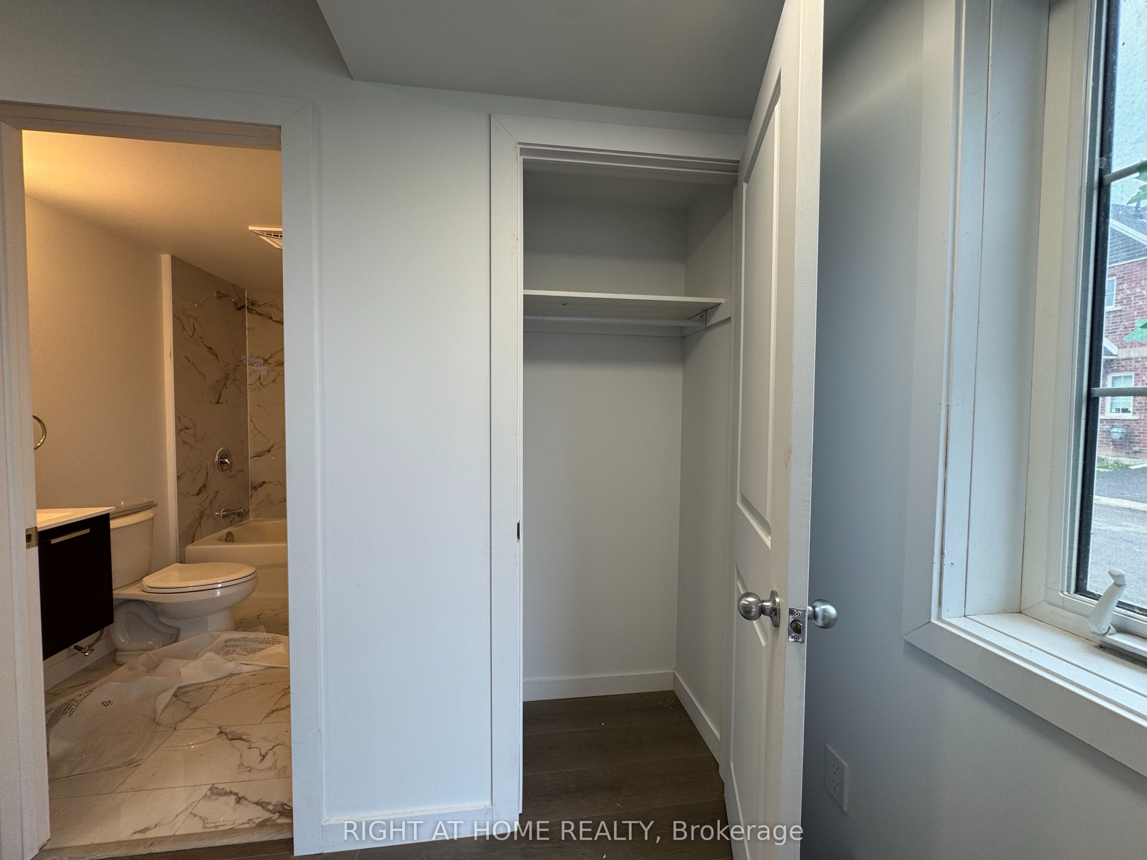 107 Highriver Trail (LOWER), Welland, ON L3C 0H6 photo 2