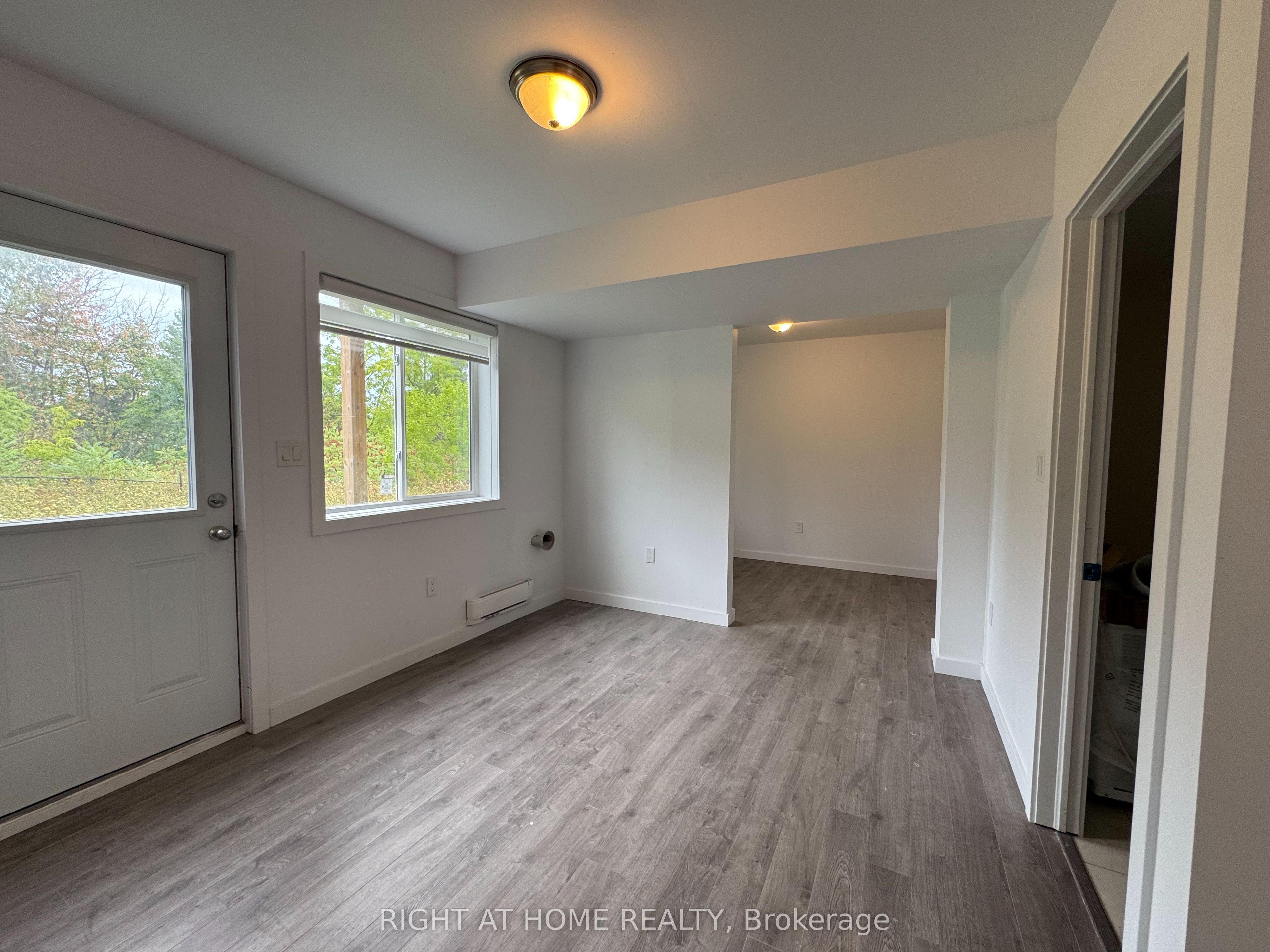 99 Highriver Trail (LOWER), Welland, ON L3C 0H6 photo 5