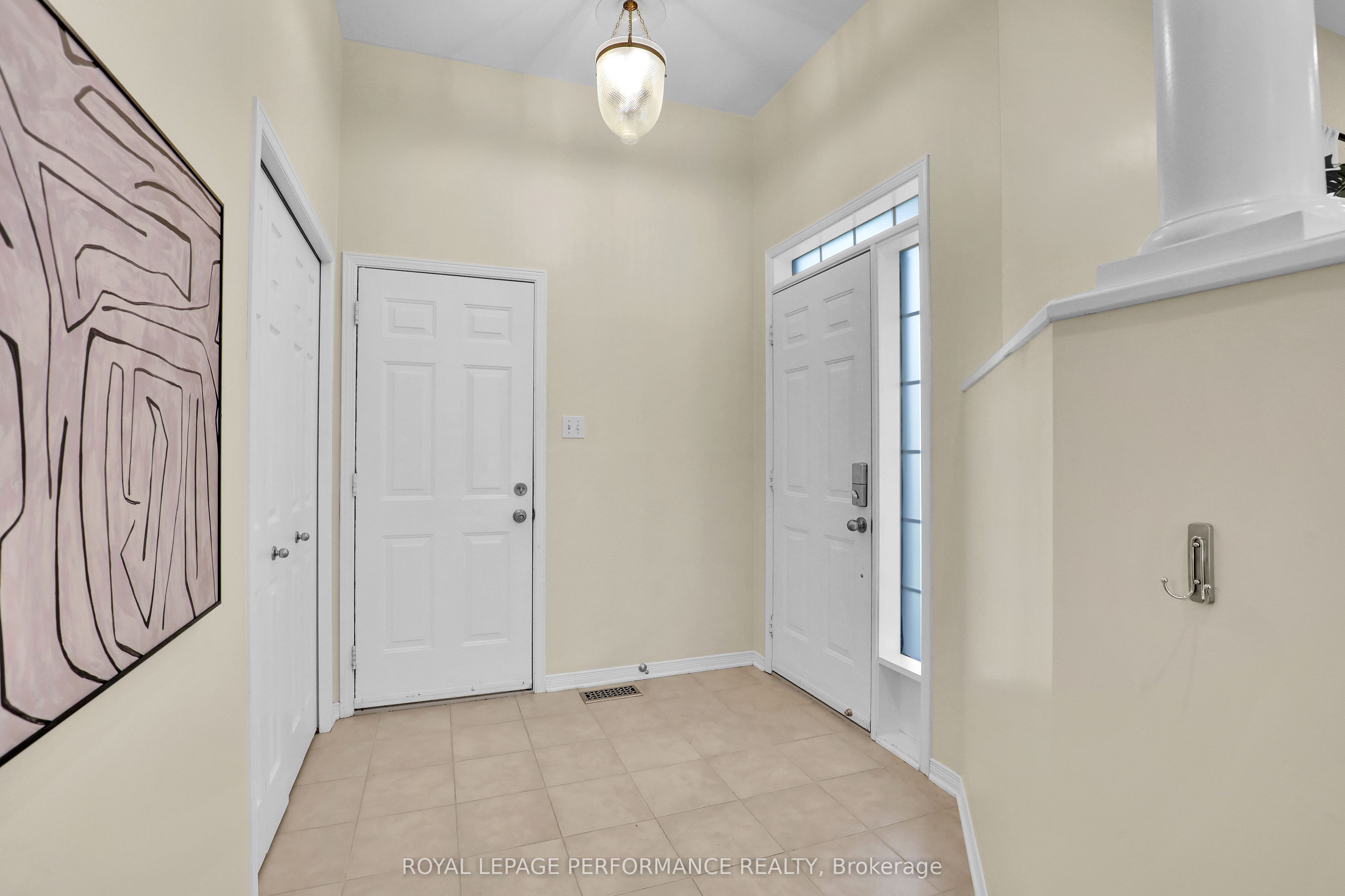 1582 Rumford Drive, Orleans - Cumberland and Area, ON K4A 4C2 photo 2