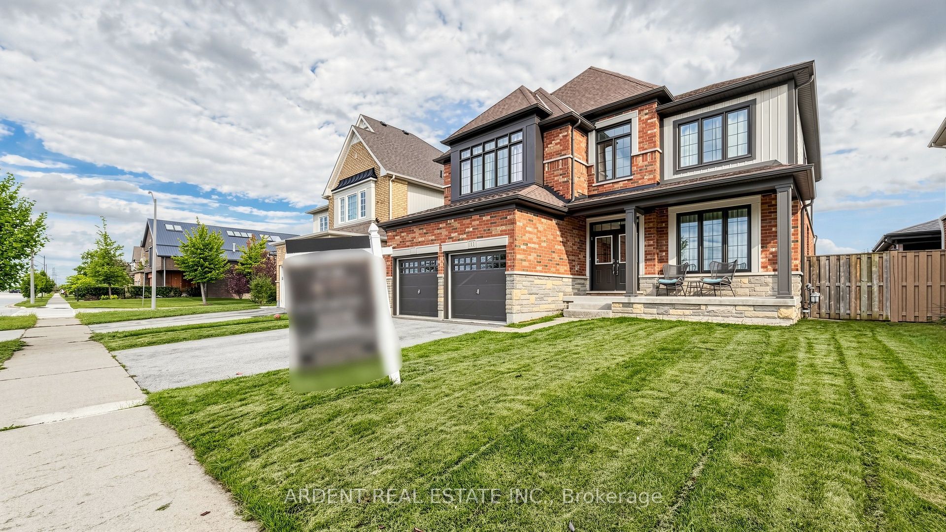 11 Sunset Way, Thorold, ON L2V 0B6 photo 3