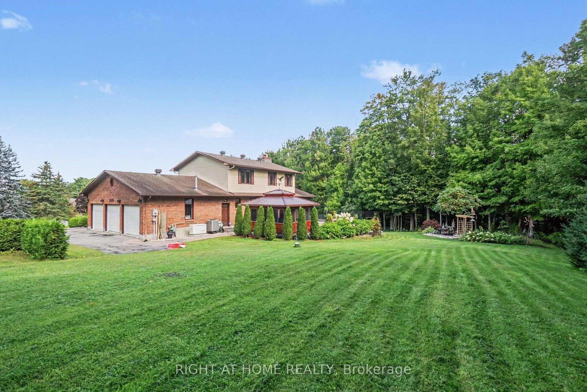 1275 Byrnes Terrace, Orleans - Cumberland and Area, ON K4C 1A9 photo 2