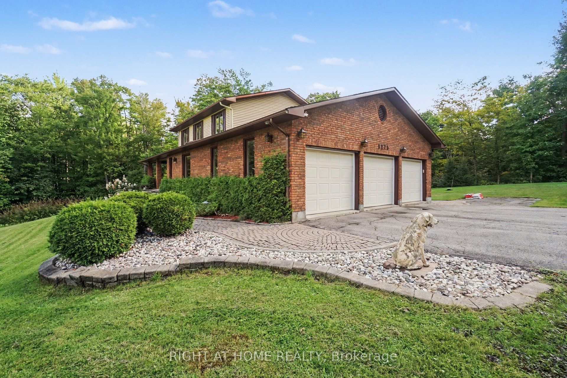 1275 Byrnes Terrace, Orleans - Cumberland and Area, ON K4C 1A9 photo 3