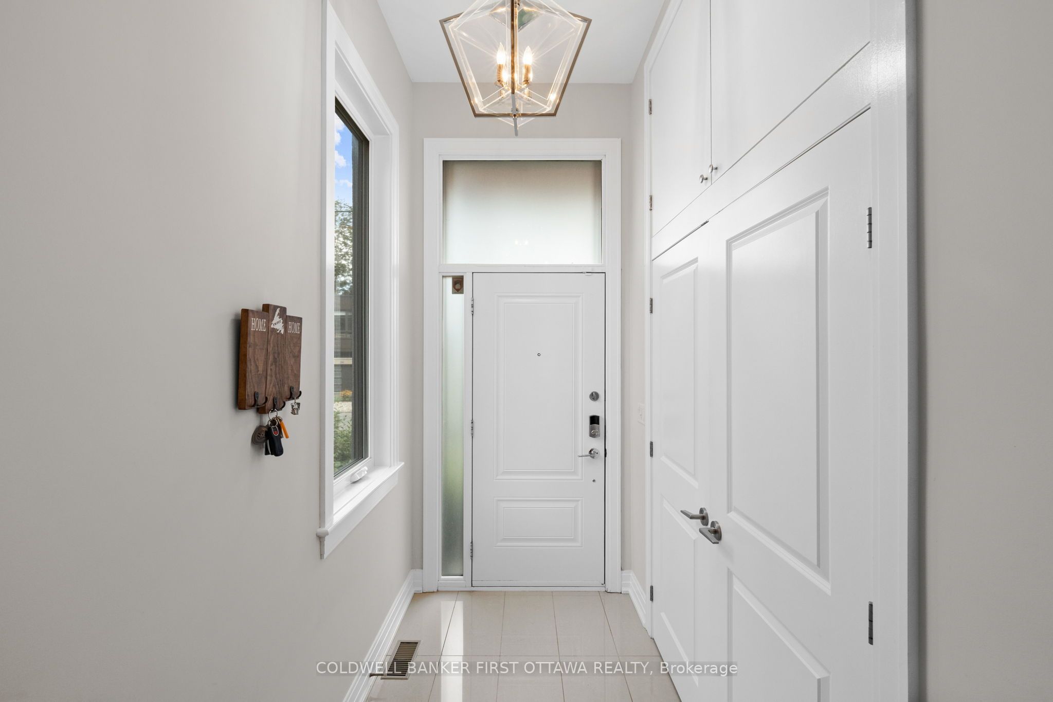 155 Nora Street, Westboro - Hampton Park, ON K1Z 7B2 photo 5