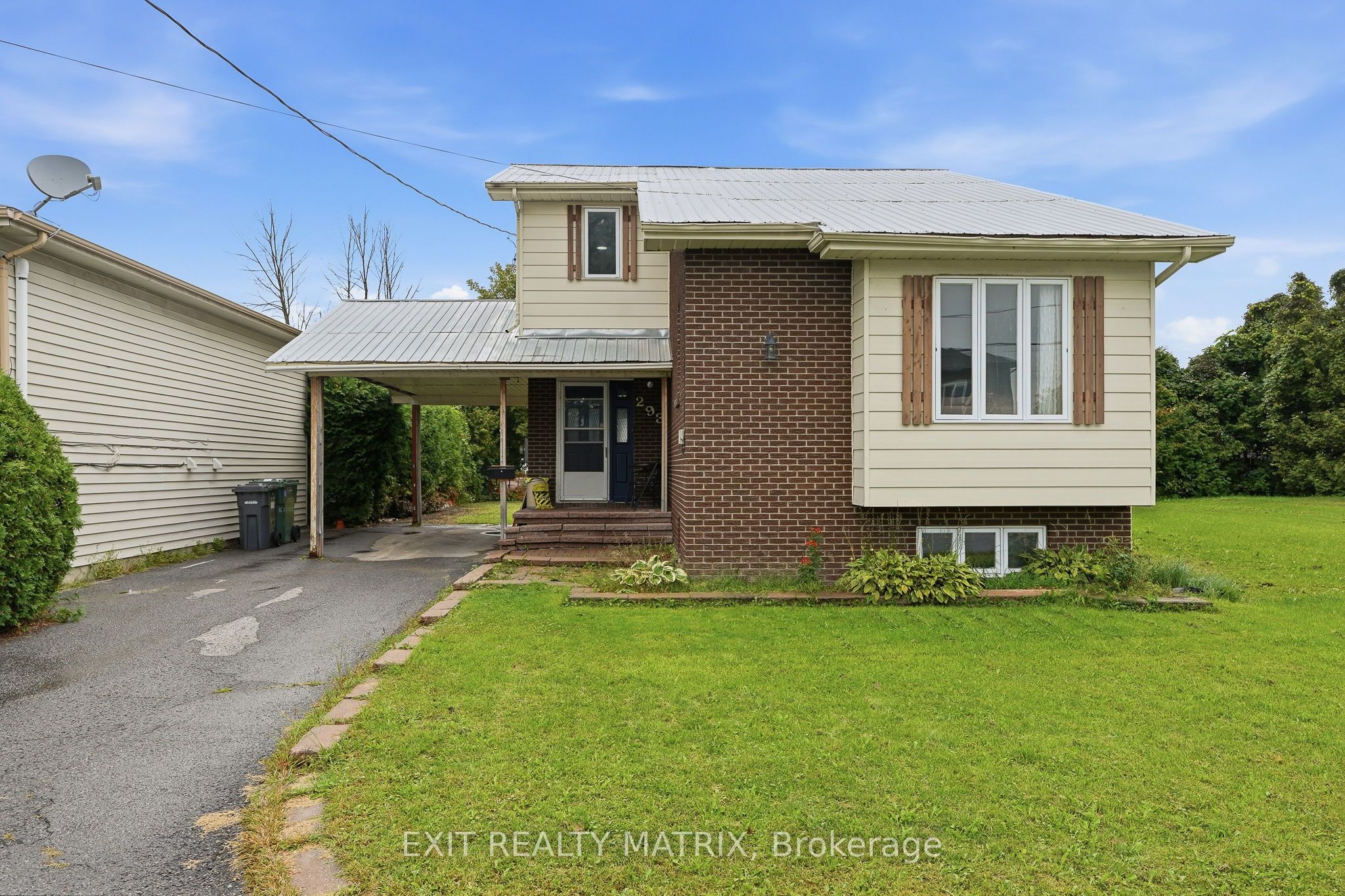 293 Kitchener Street, Hawkesbury, ON K6A 2P1