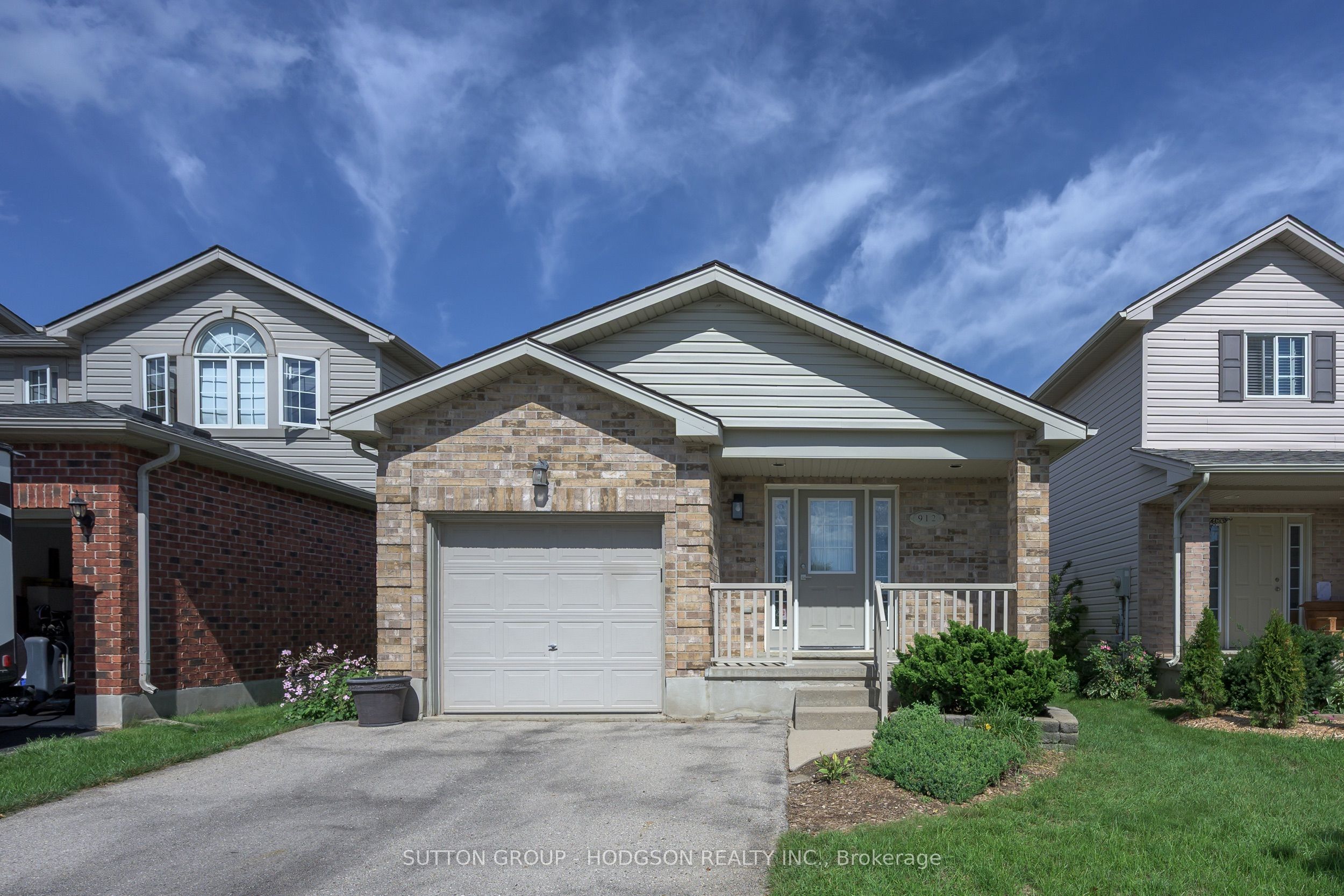 912 Blythwood Road, London North, ON N6H 5V1