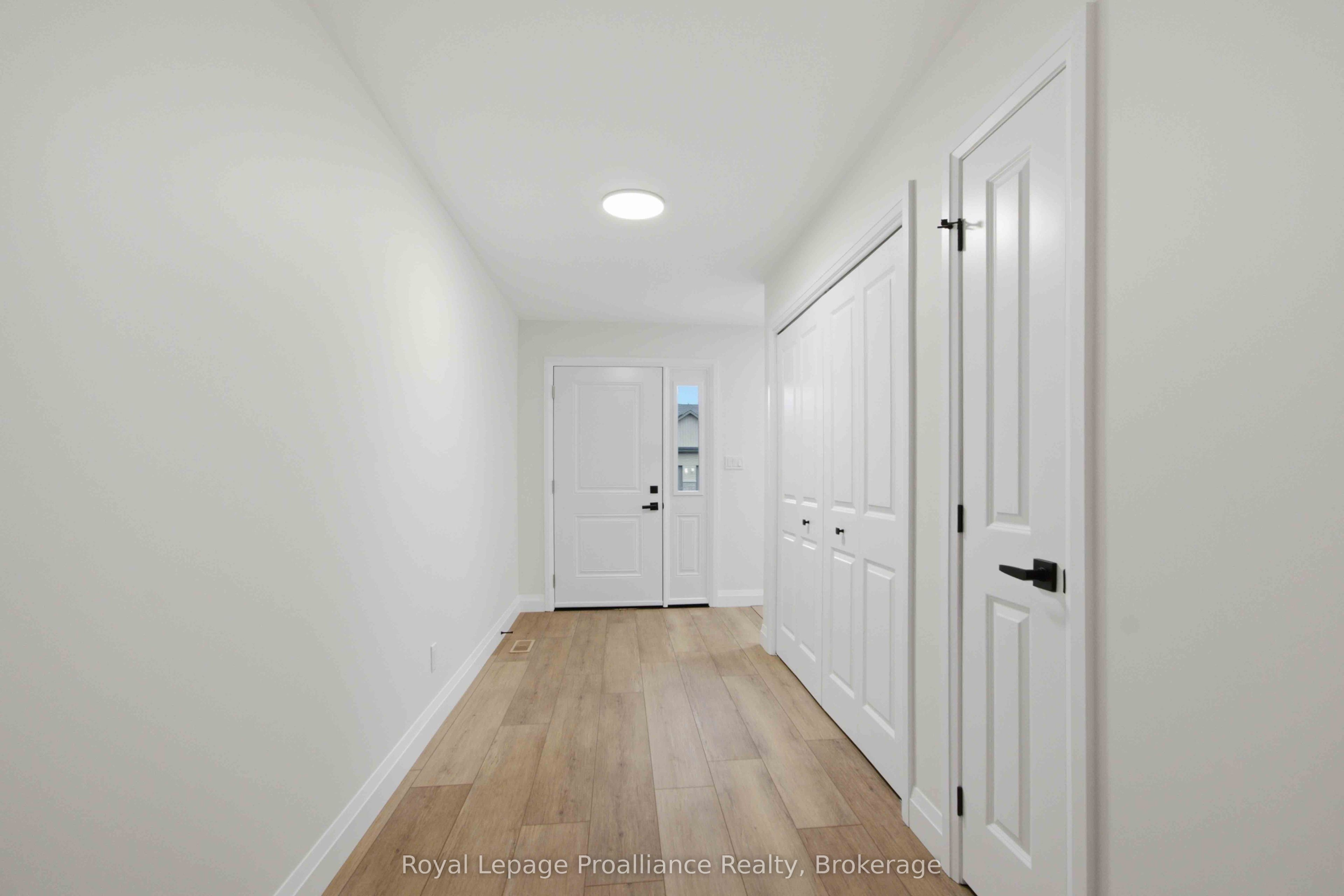 18 Clayton John Avenue, Brighton, ON K0K 1H0 photo 2