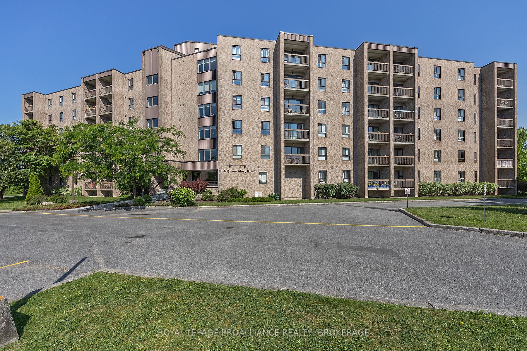 334 Queen Mary Road 215, Kingston, ON K7M 7E7 photo 2