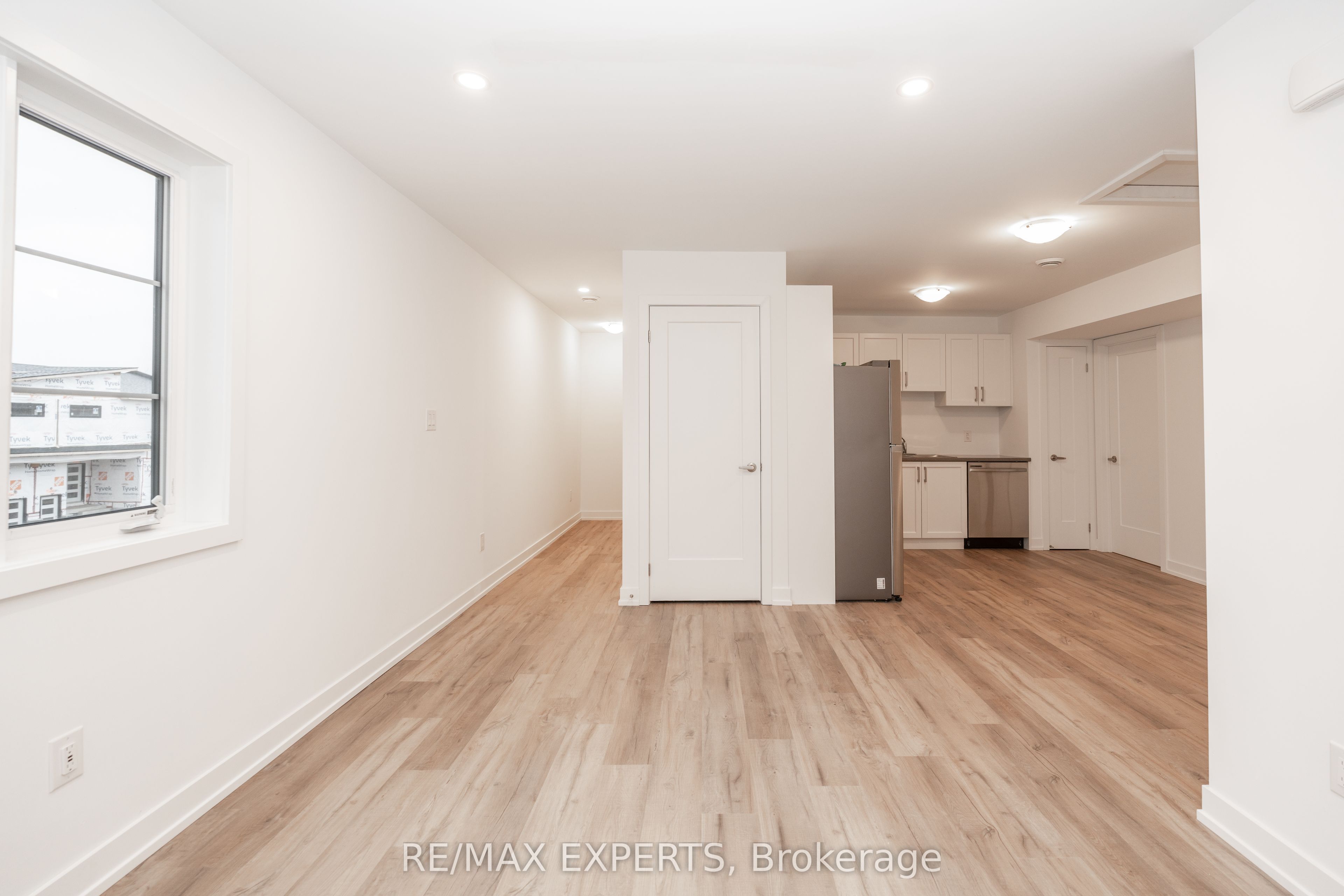 4263 Fourth Avenue 435, Niagara Falls, ON L2E 0C2 photo 5