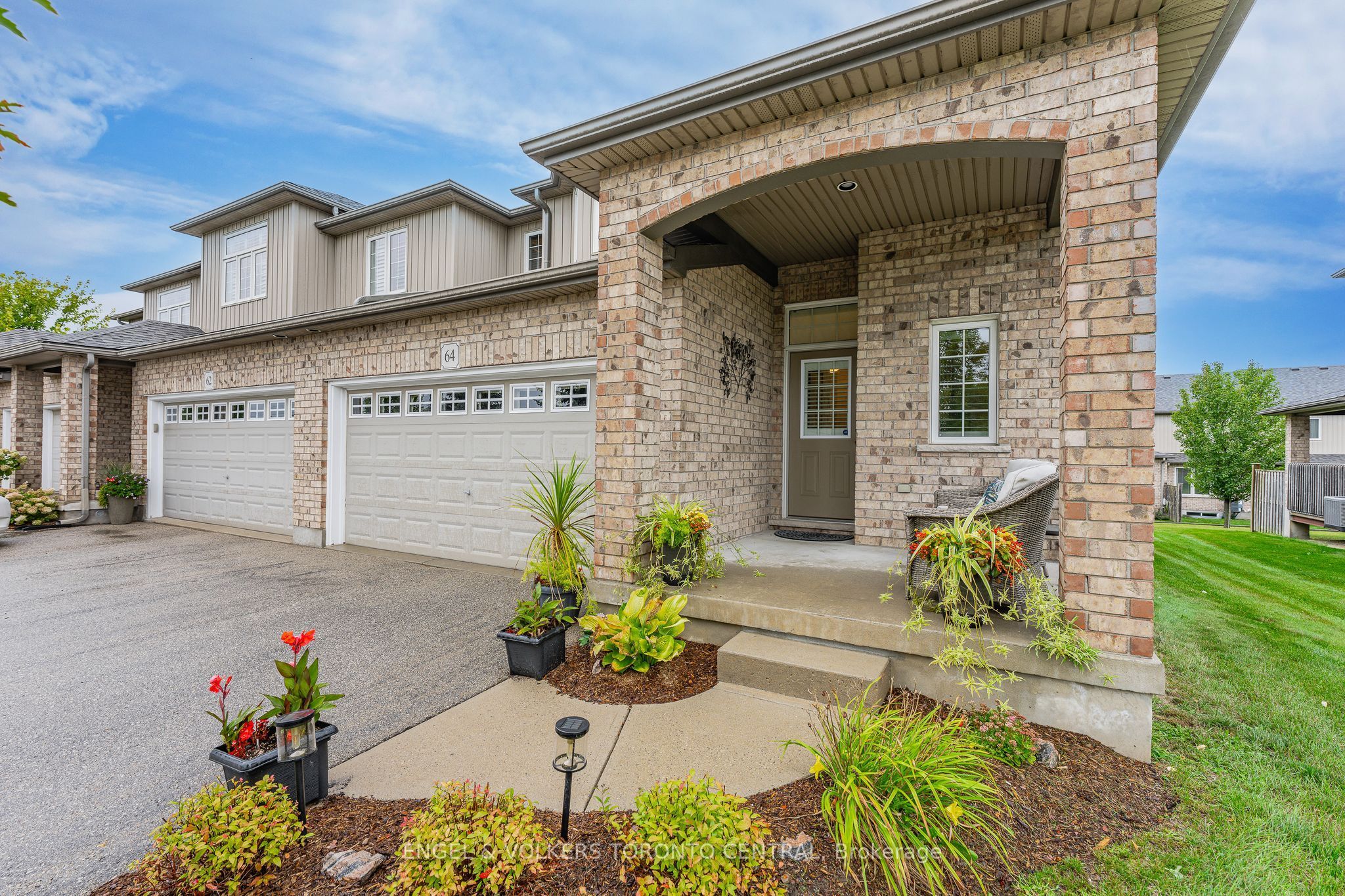 31 Townsend Drive 64, Woolwich, ON N0B 1M0 photo 3