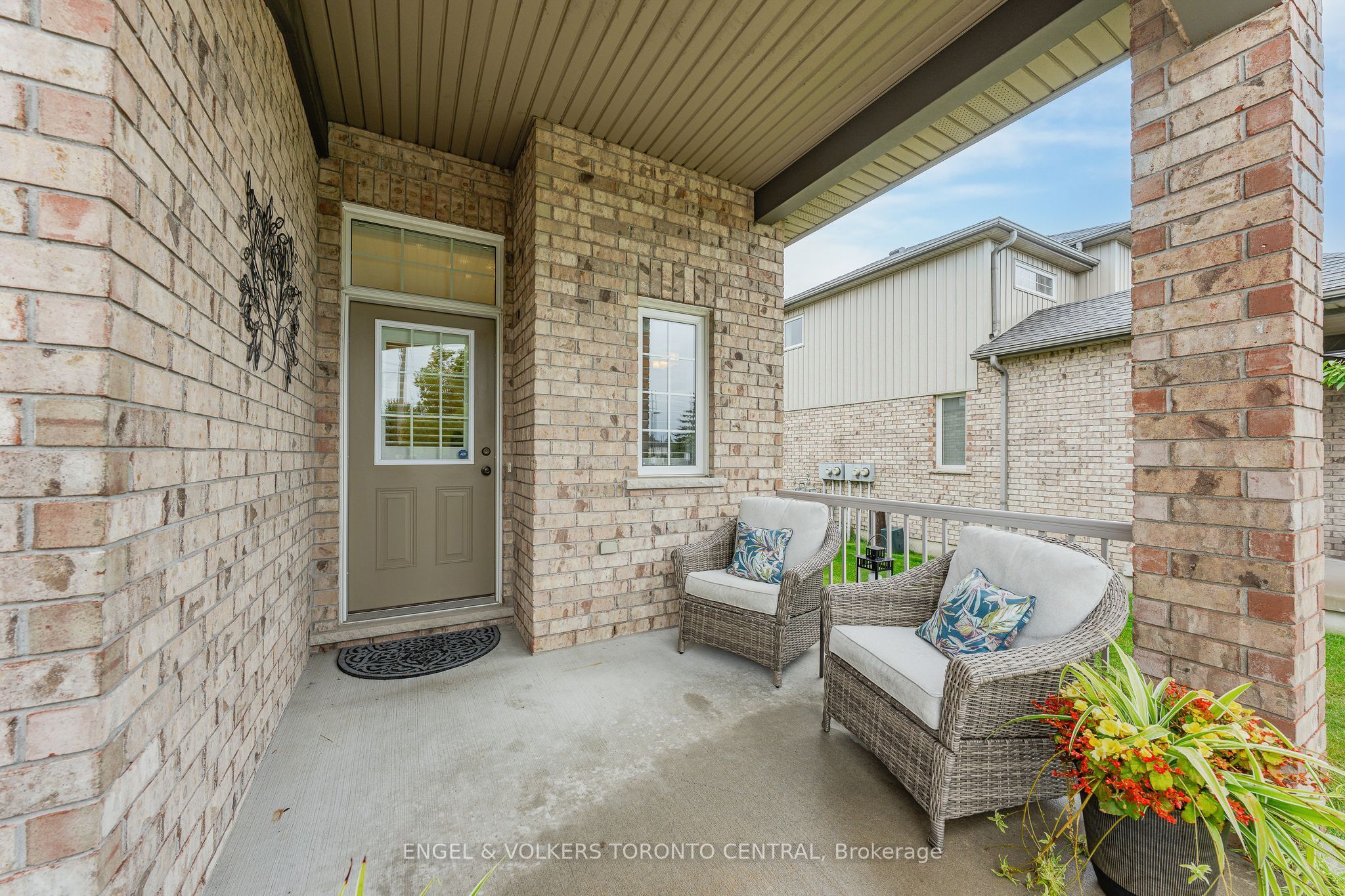 31 Townsend Drive 64, Woolwich, ON N0B 1M0 photo 5