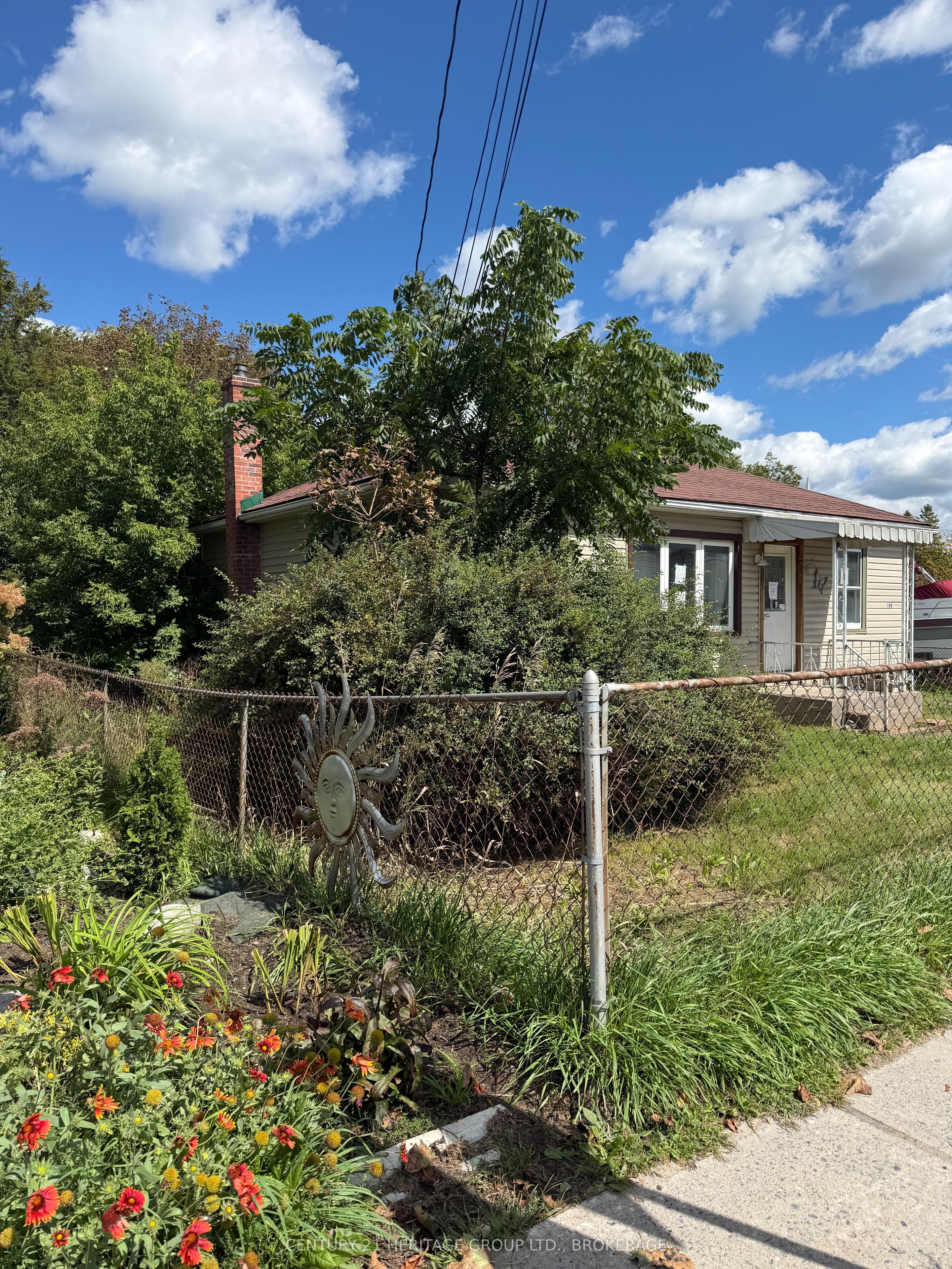 199 Belleville Road, Greater Napanee, ON K7R 2R4 photo 2