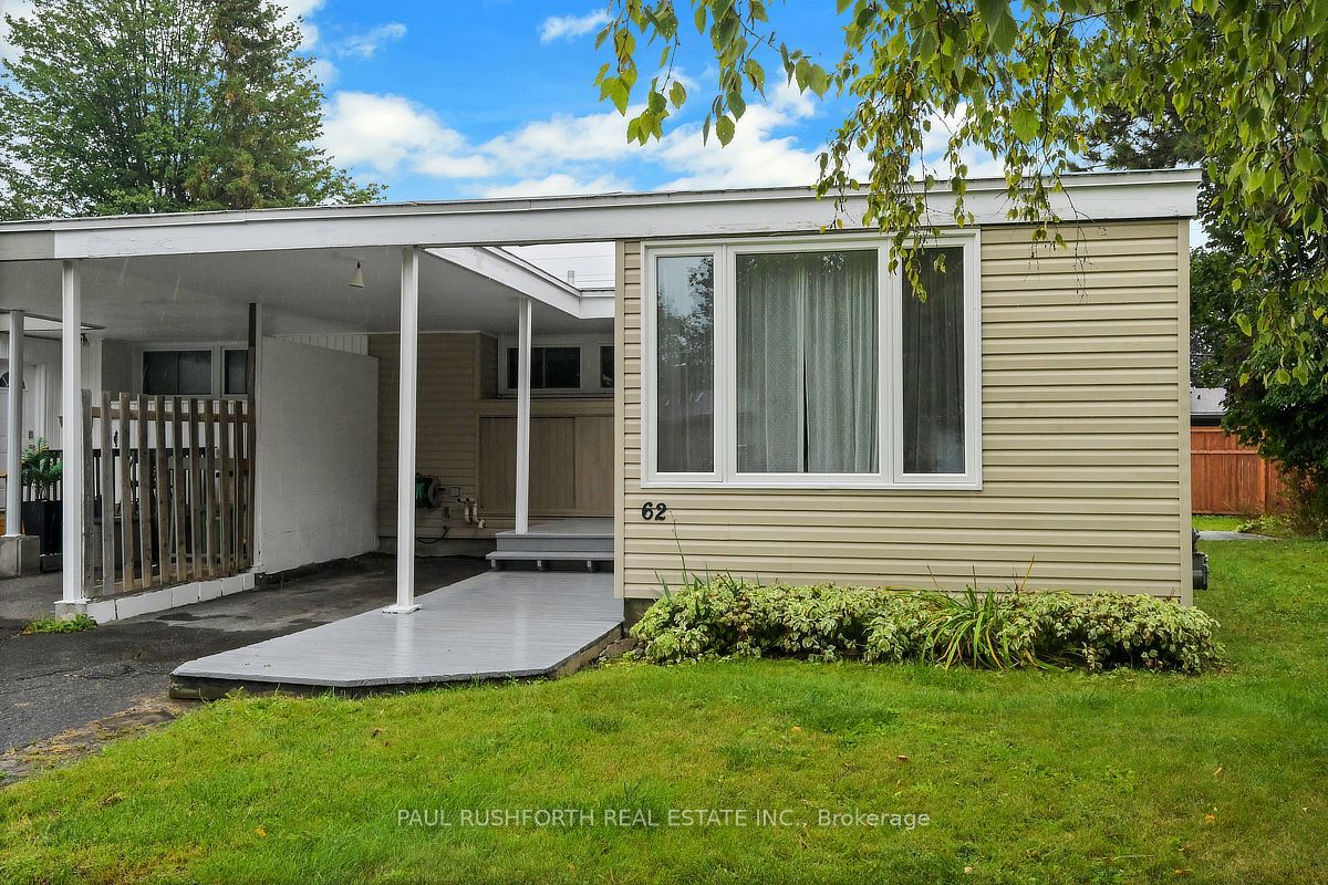 62 Ashburn Drive, Cityview - Parkwoods Hills - Rideau Shore, ON K2E 6N3 photo 2