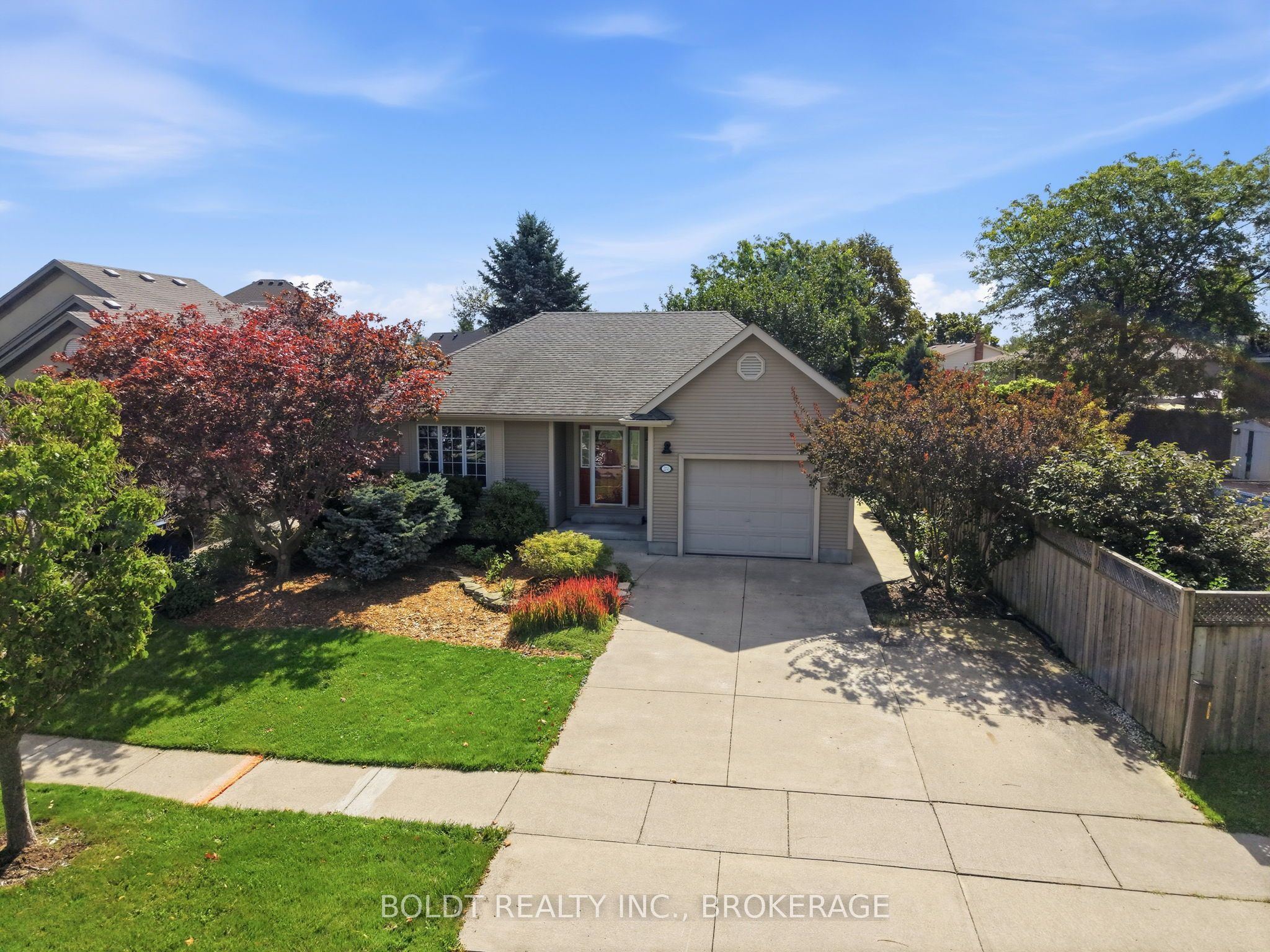 255 SULLIVAN Avenue, Thorold, ON L2V 5G2 photo 5