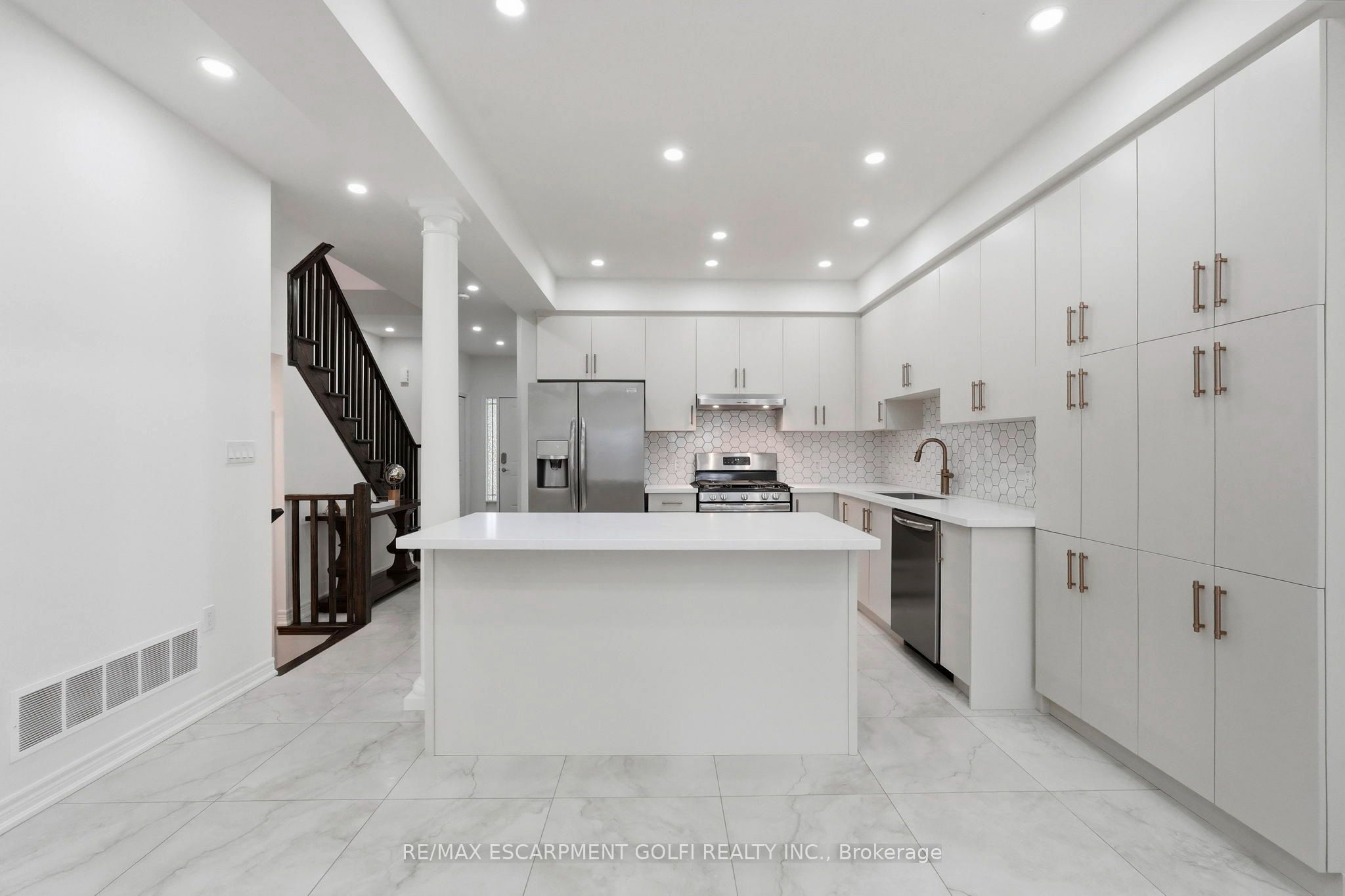 87 Rockledge Drive, Hamilton, ON L0R 1P0 photo 5