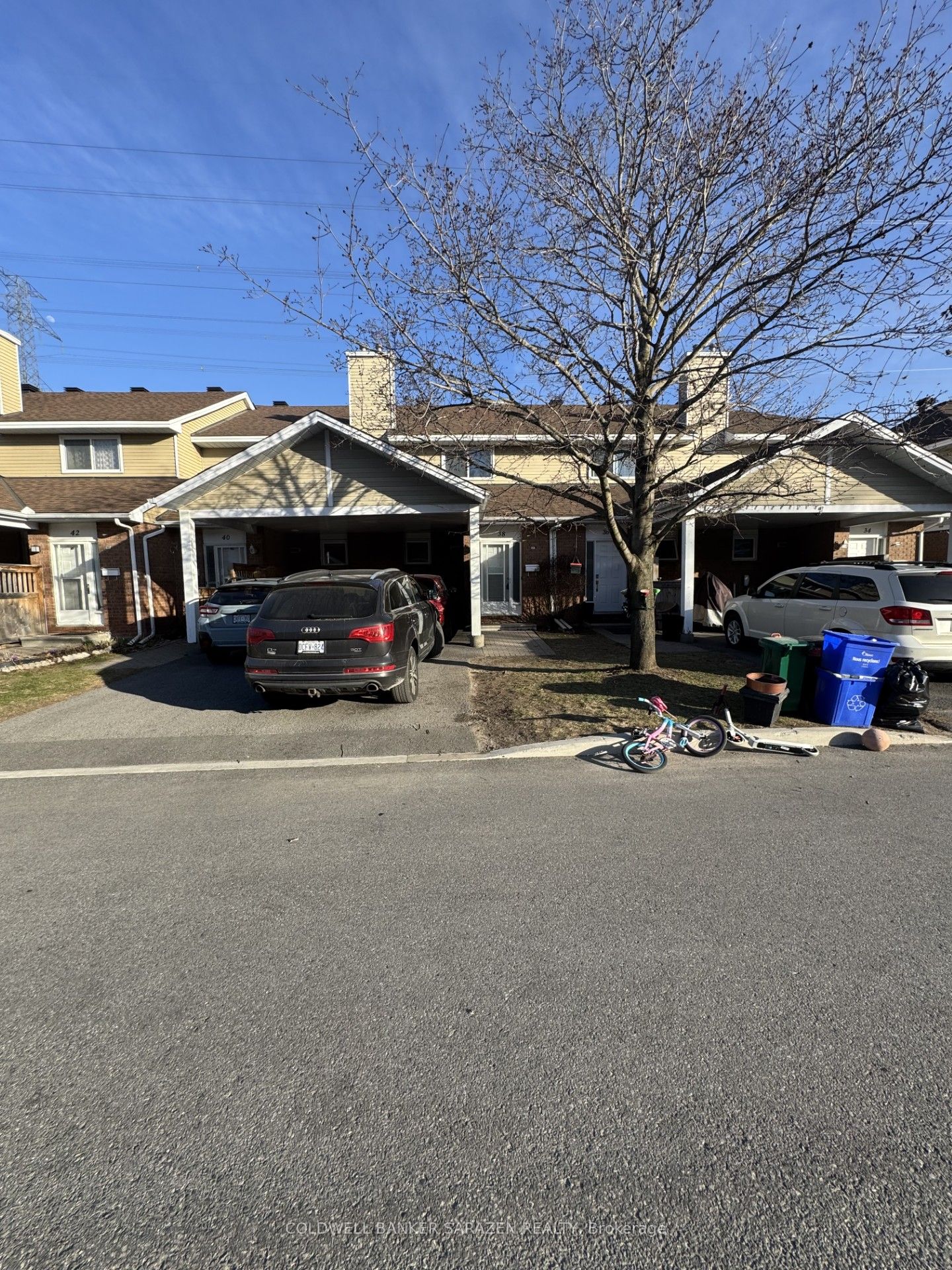 38 Paddington Private, Hunt Club - South Keys and Area, ON K1V 0T2 photo 2