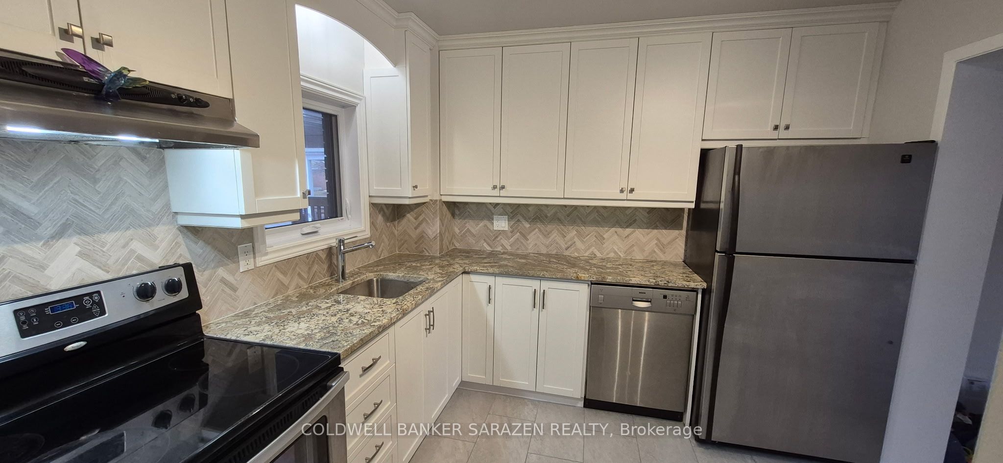 38 Paddington Private, Hunt Club - South Keys and Area, ON K1V 0T2 photo 4