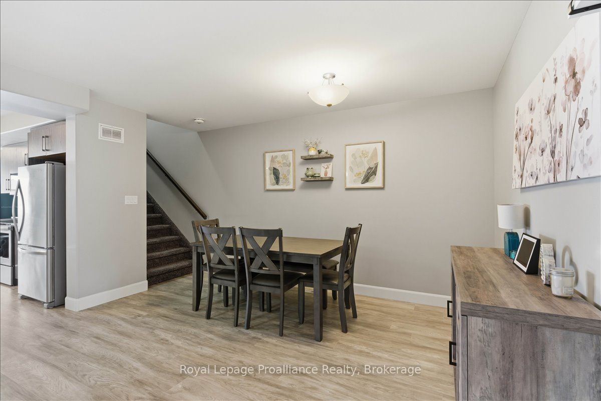 31 Dewal Place, Belleville, ON K8P 0H3 photo 4