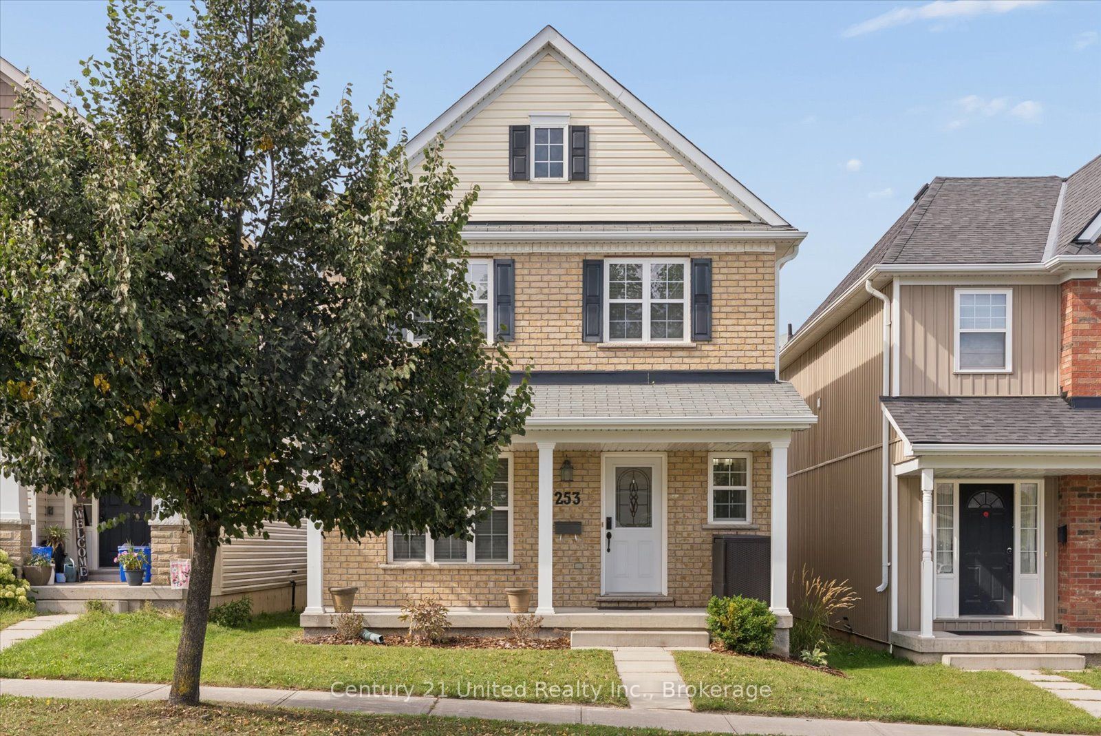 253 Bowen Drive, Peterborough, ON K9H 0B8 photo 3