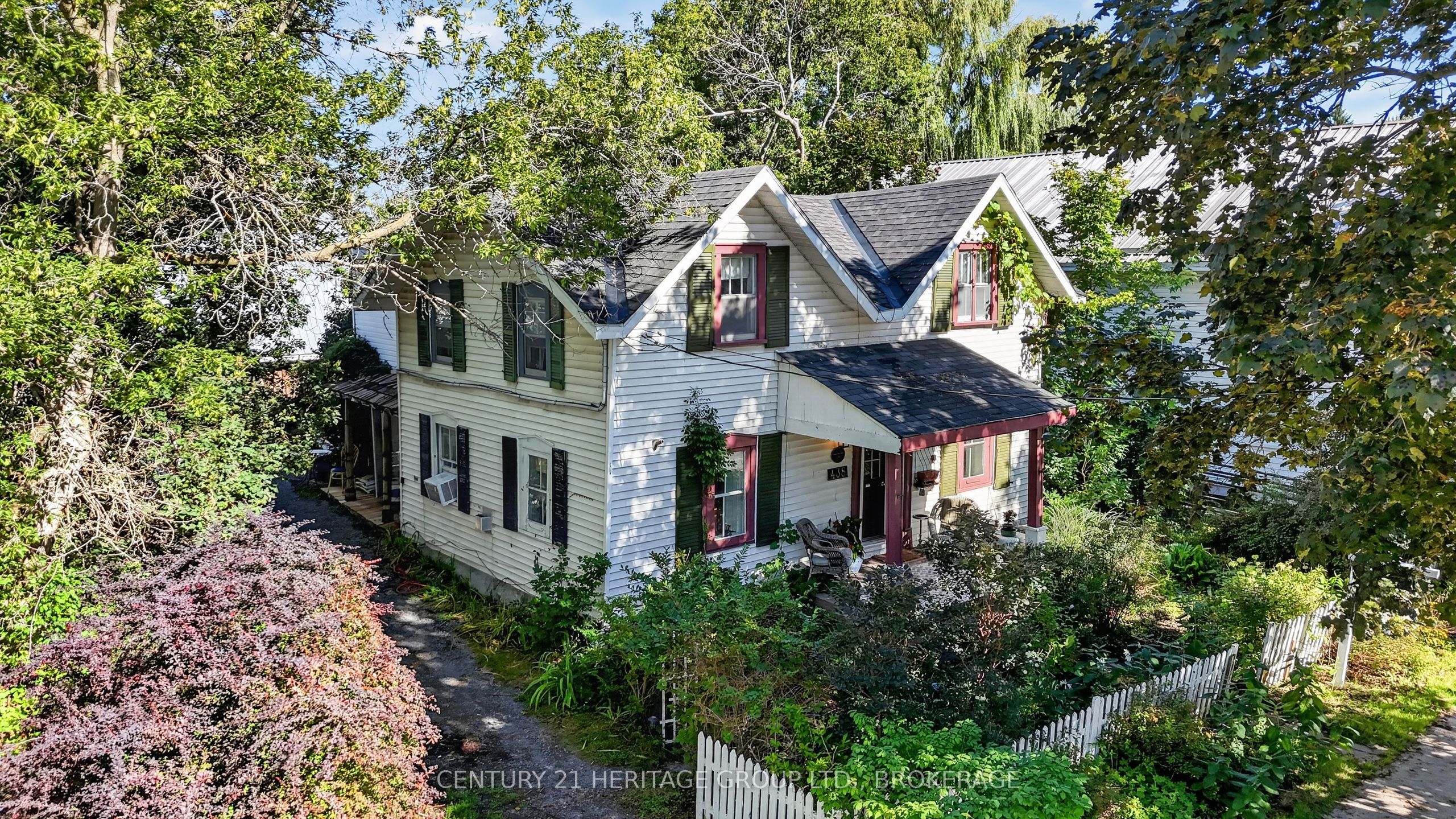 438 Main Street, Loyalist, ON K0H 1G0