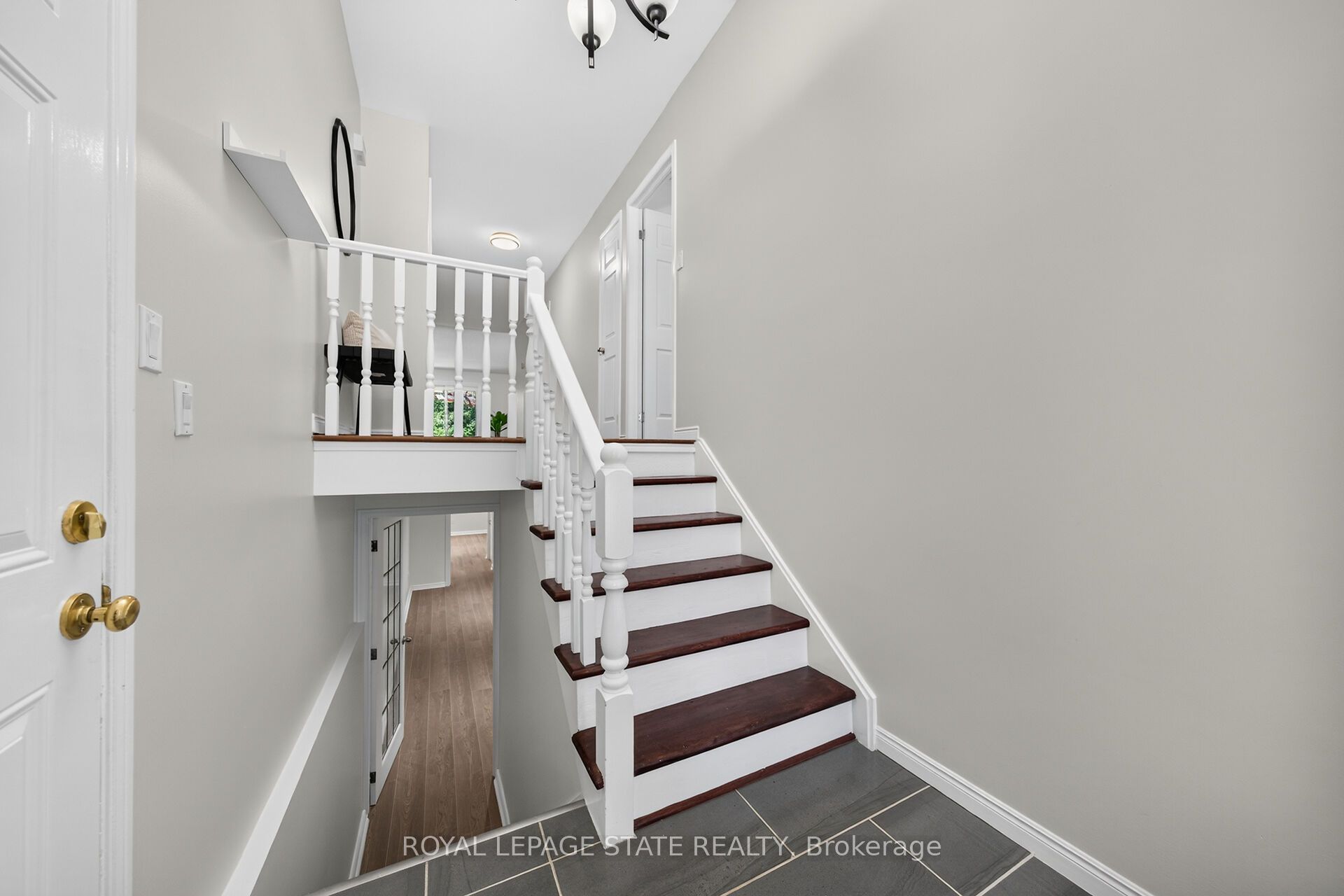 31 Gilcrest Street, Hamilton, ON L9C 7G9 photo 4