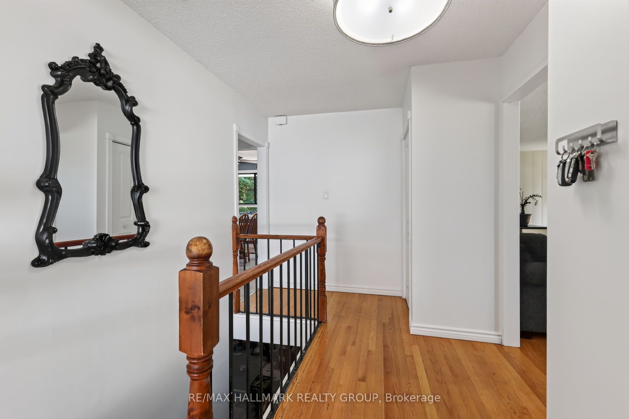 2627 Norberry Crescent, Billings Bridge - Riverside Park and Area, ON K1V 6N3 photo 4