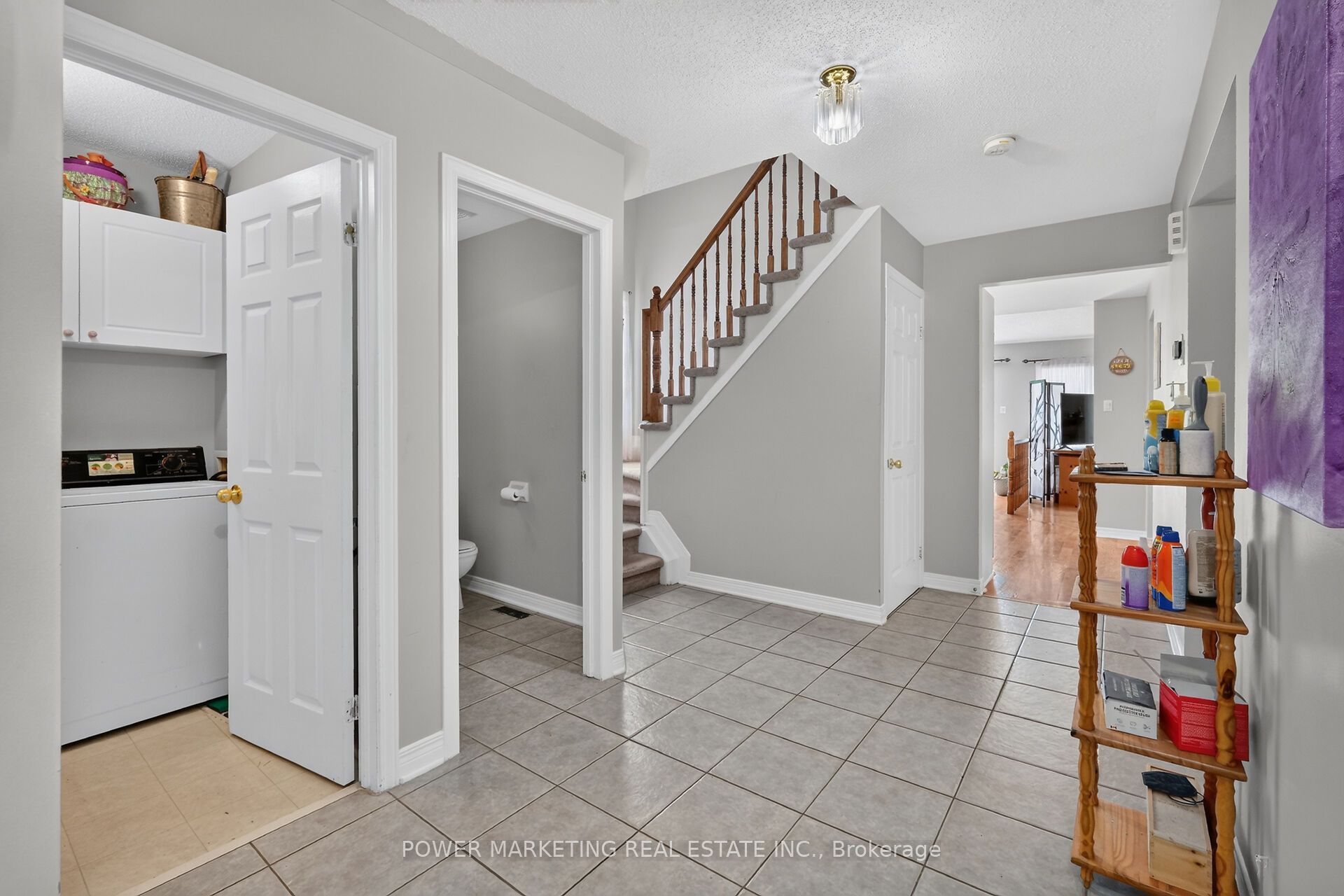 6886 EDGAR BRAULT Street, Orleans - Convent Glen and Area, ON K1C 1L7 photo 5