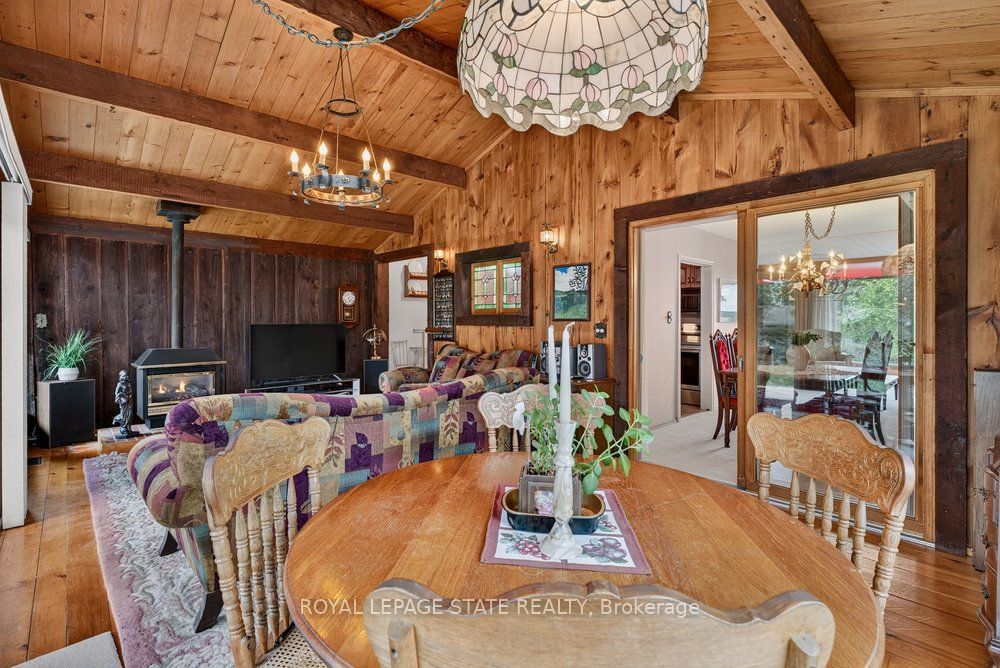 558 Mountain Brow Boulevard, Hamilton, ON L8T 1A9 photo 3