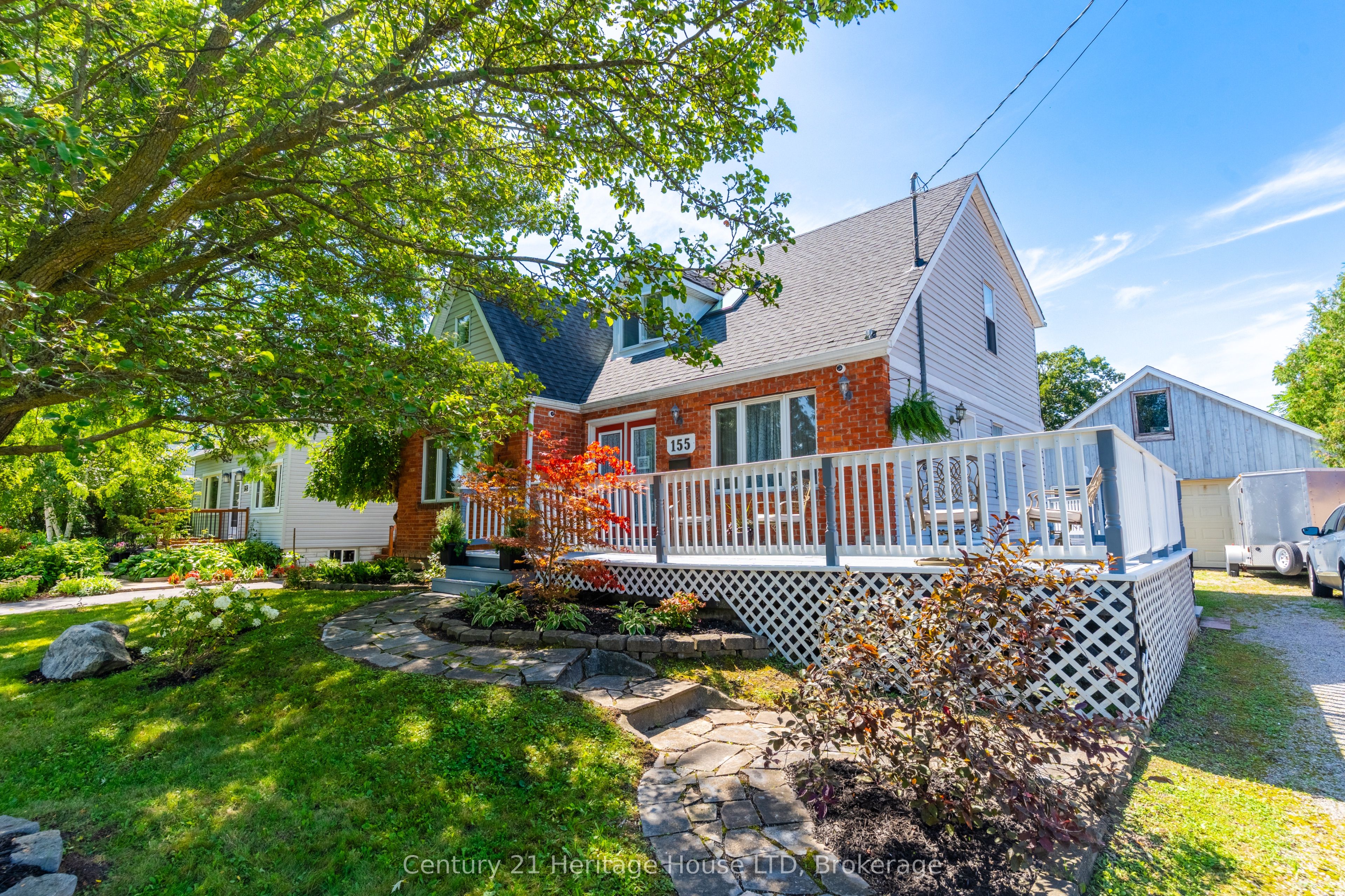 155 Wilton Avenue, Welland, ON L3C 2A3 photo 2