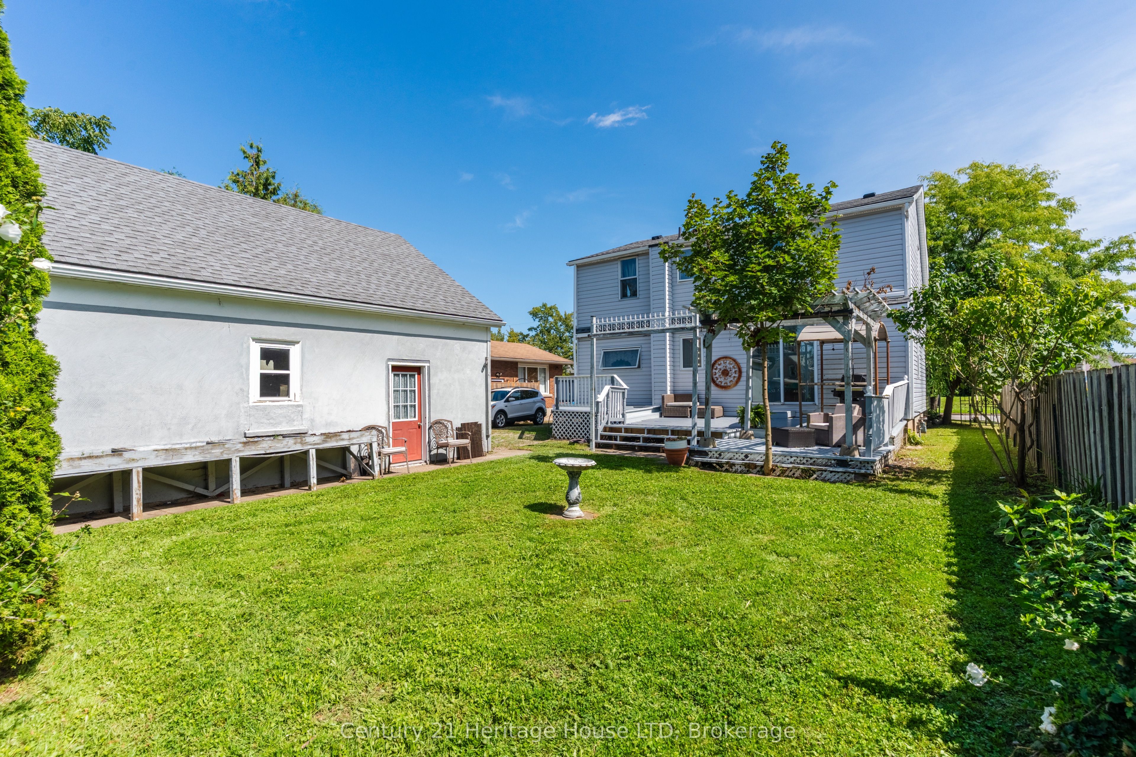 155 Wilton Avenue, Welland, ON L3C 2A3 photo 5