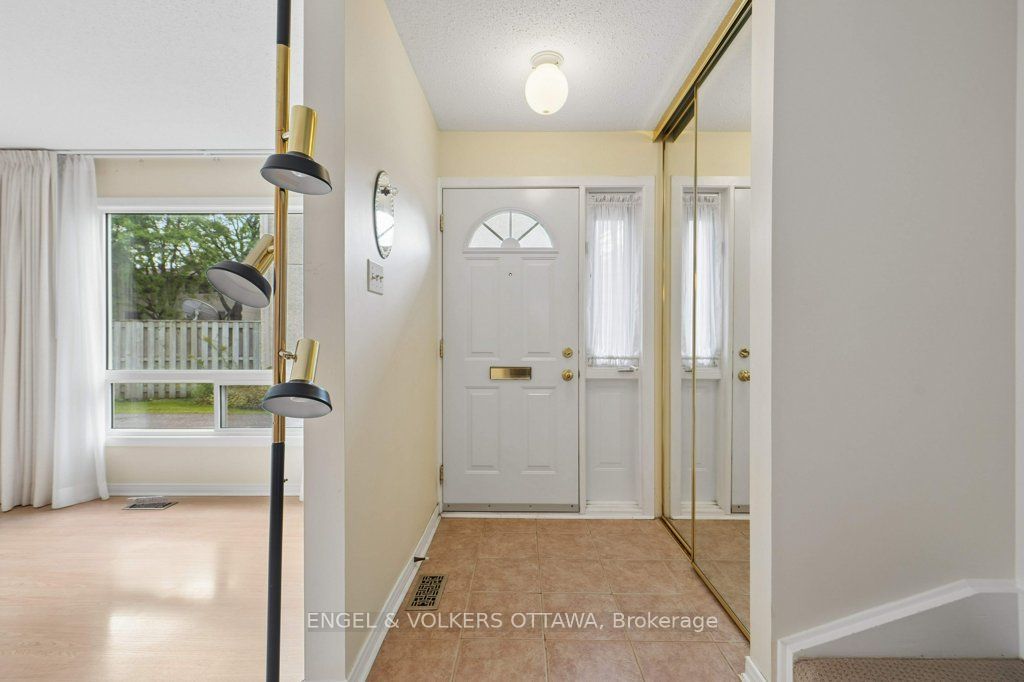 1280 Cahill Drive 18, Hunt Club - South Keys and Area, ON K1V 9R1 photo 4