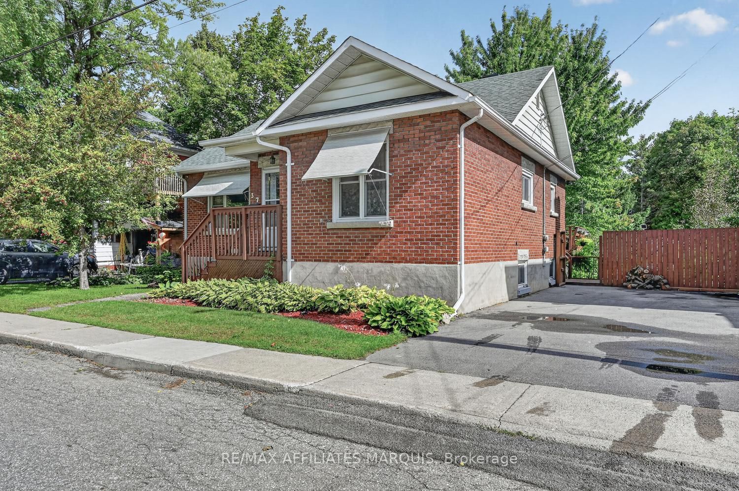 37 Ogden Avenue, Smiths Falls, ON K7A 2L7 photo 5