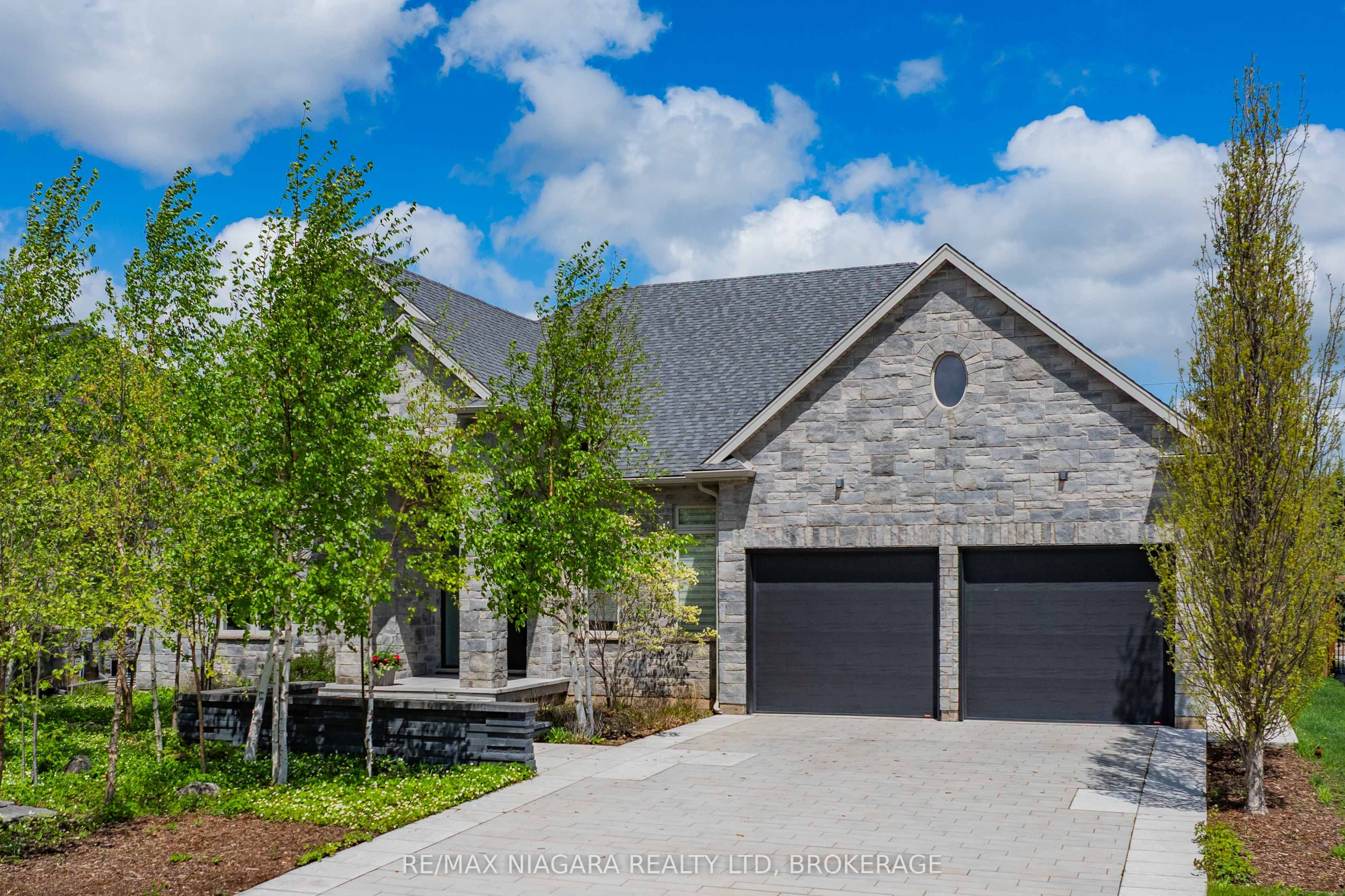 14 Angels Drive, Niagara-on-the-Lake, ON L0S 1J1 photo 2