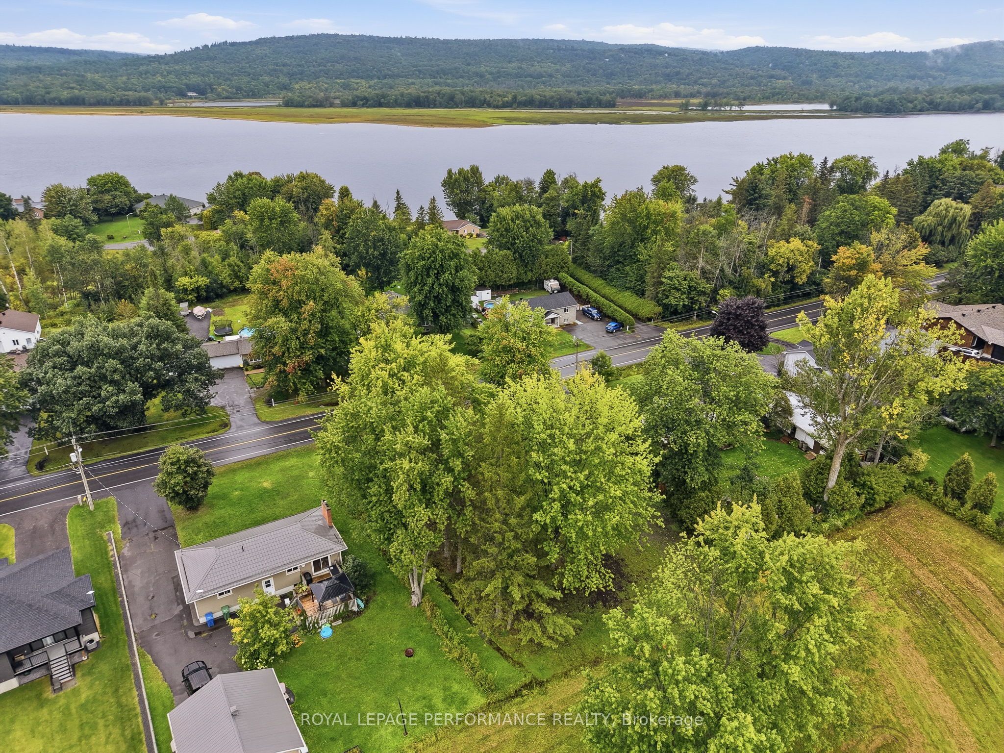 485 Front Road, Champlain, ON K0B 1K0 photo 4