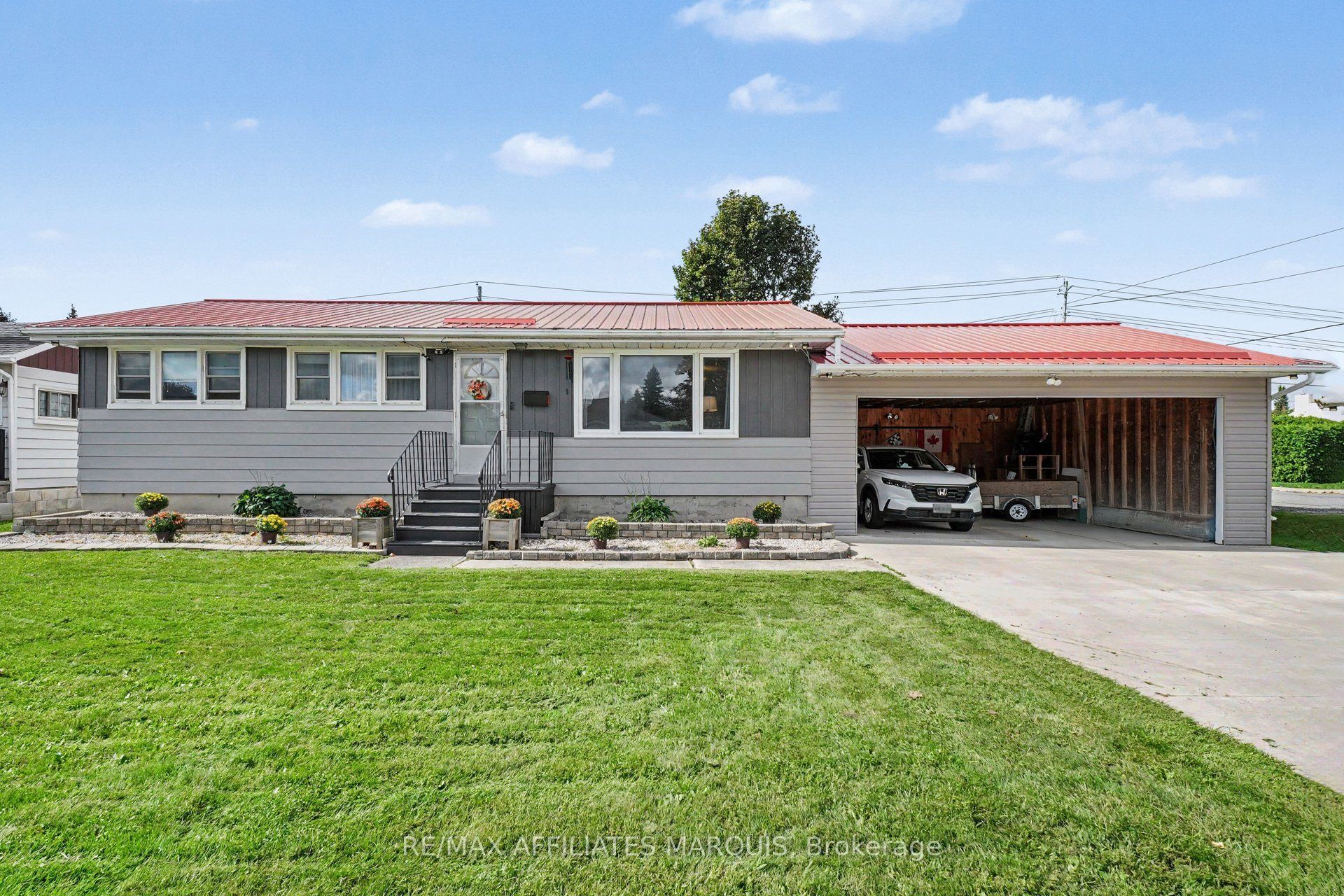 86 Jasper Avenue, Smiths Falls, ON K7A 4E1 photo 2