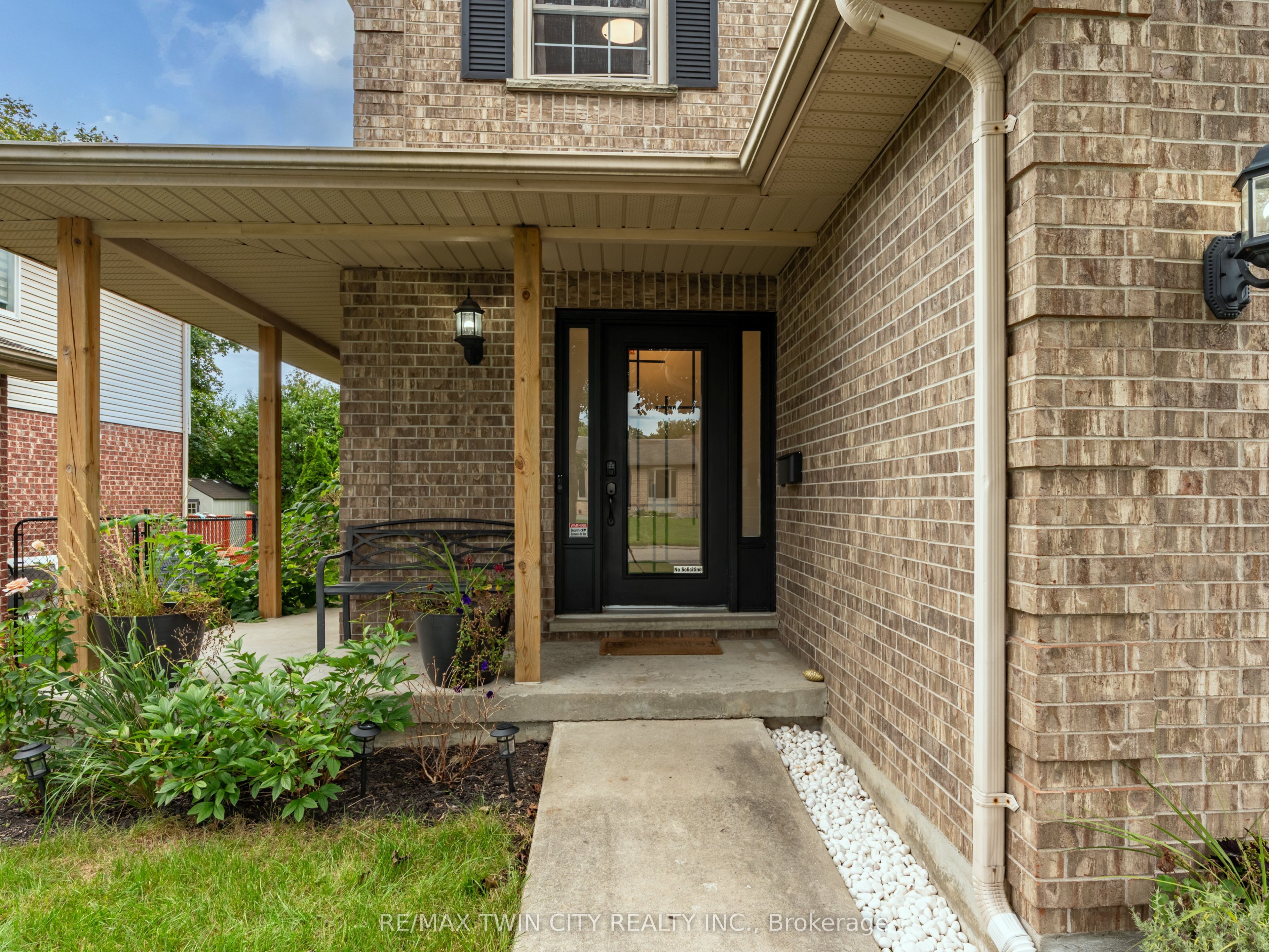 31 Tynemouth Drive, London East, ON N5V 4V3 photo 3