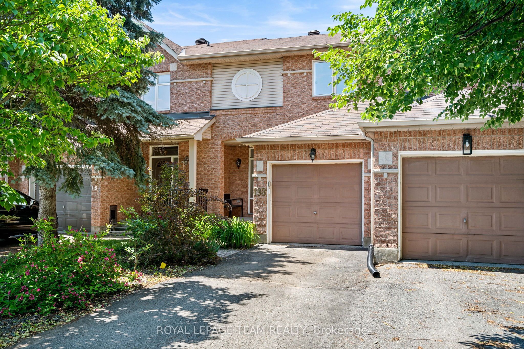 193 Thornbury Crescent, South of Baseline to Knoxdale, ON K2G 6C2 photo 3