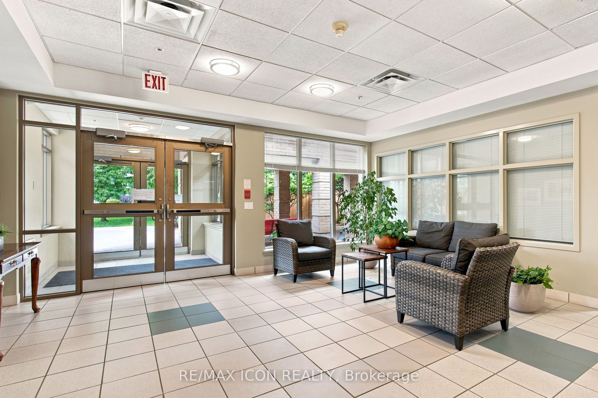 511 Gainsborough Road 327, London North, ON N6G 4Z5 photo 4