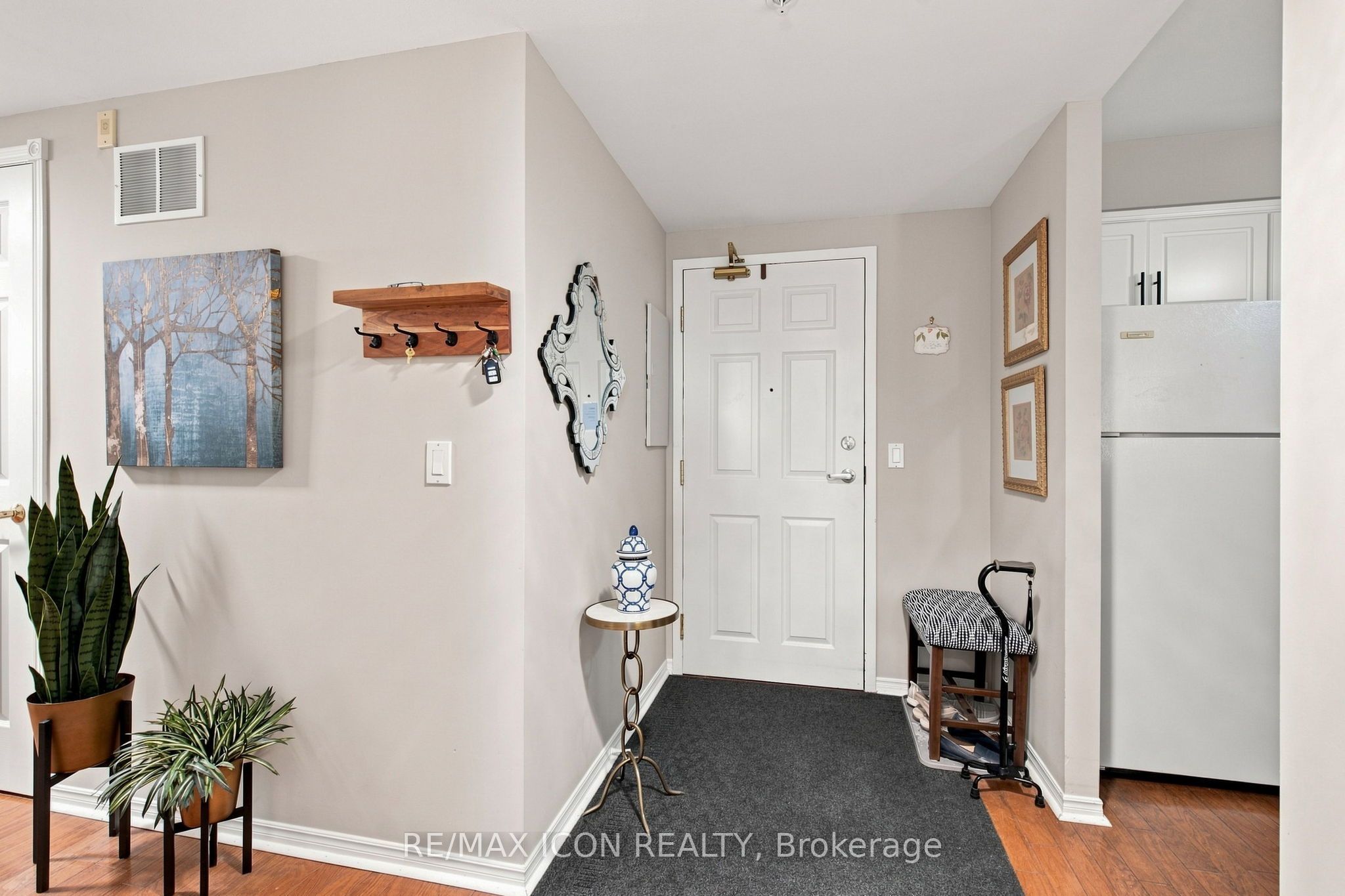 511 Gainsborough Road 327, London North, ON N6G 4Z5 photo 5