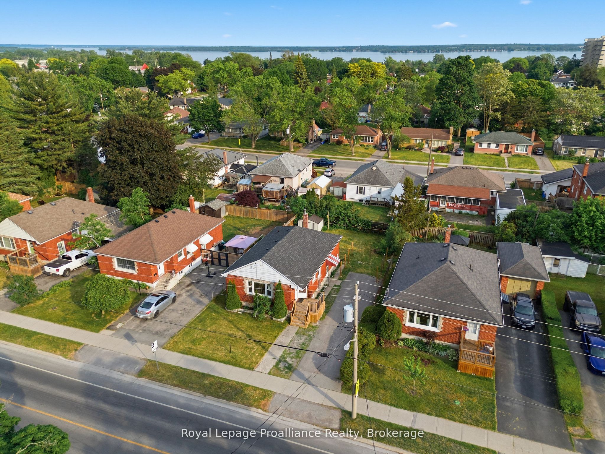 355 Bridge Street, Belleville, ON K8N 1P7 photo 4