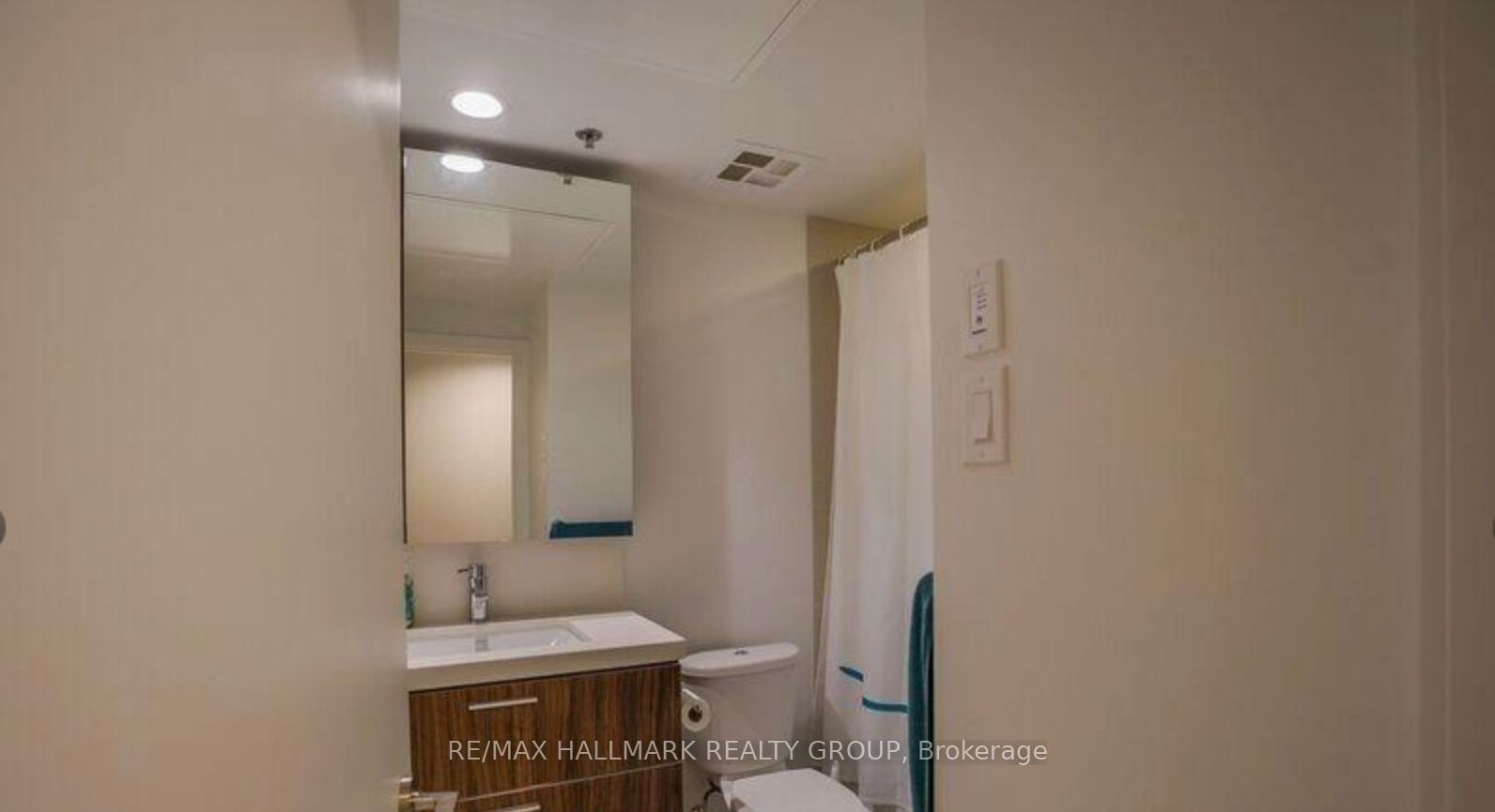 340 MCLEOD Street 440, Ottawa Centre, ON K2P 1A4 photo 5