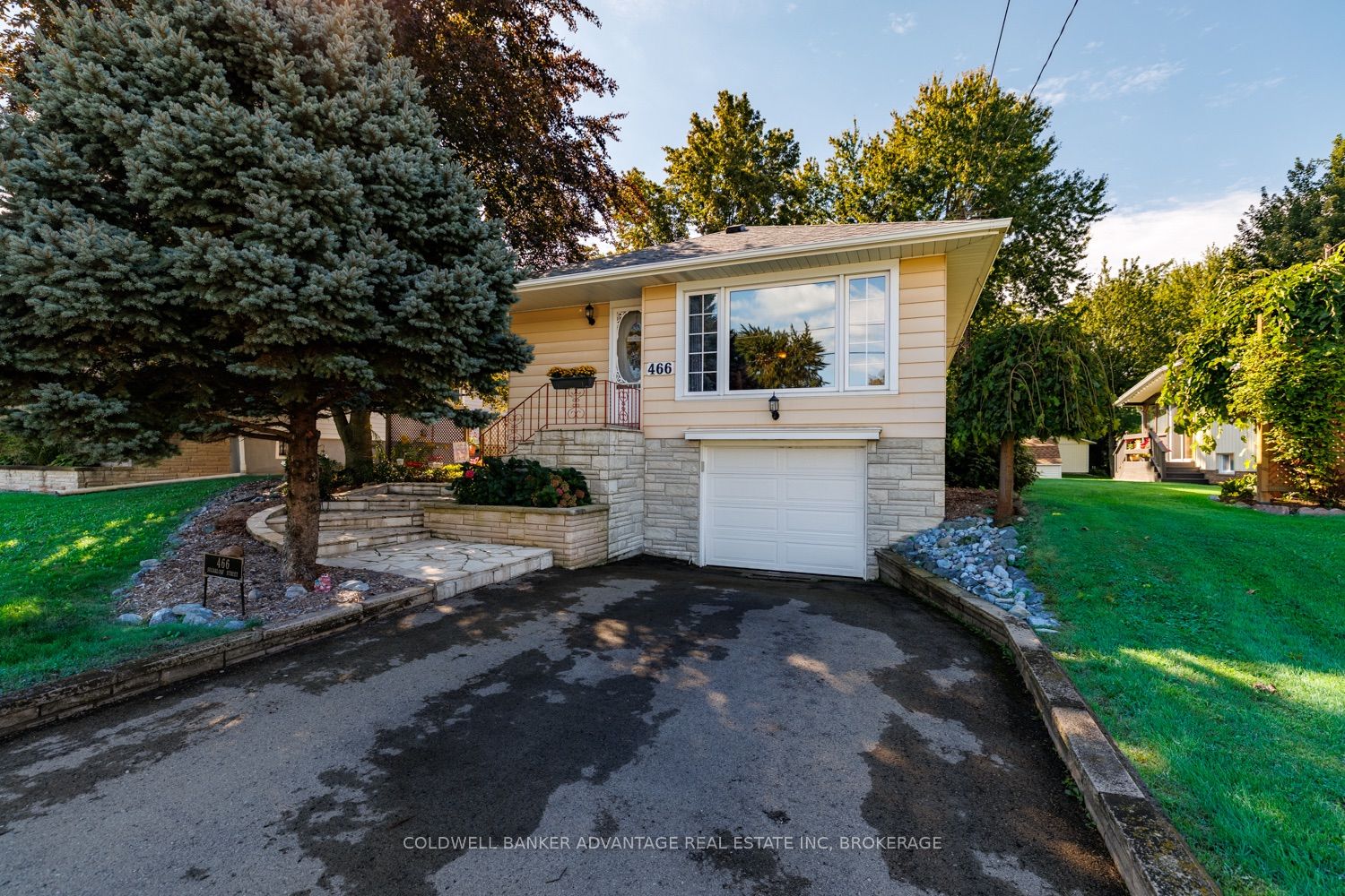 466 Sugarloaf Street, Port Colborne, ON L3K 2P3