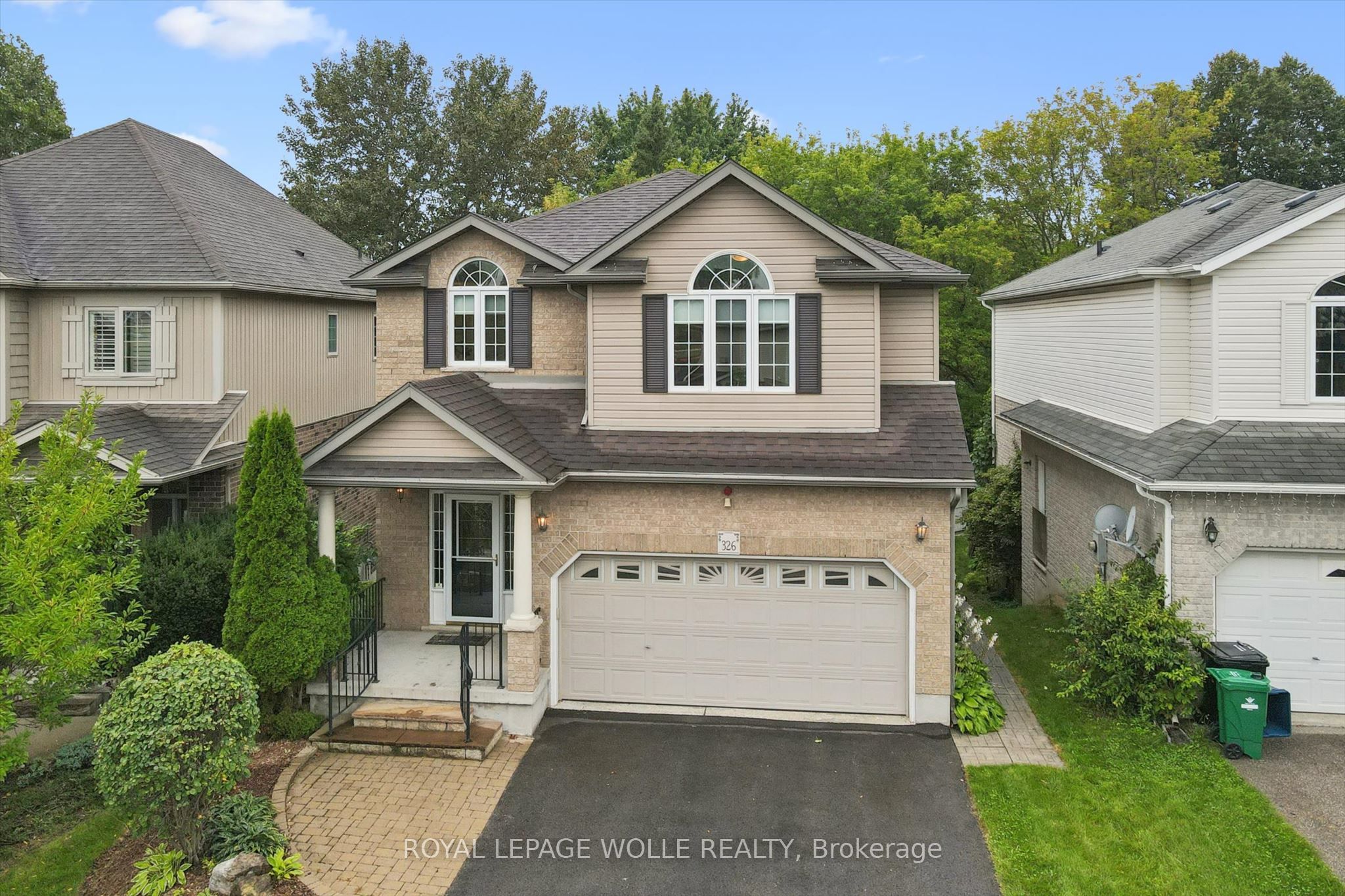 326 Tealby Crescent, Waterloo, ON N2J 4Z8 photo 3