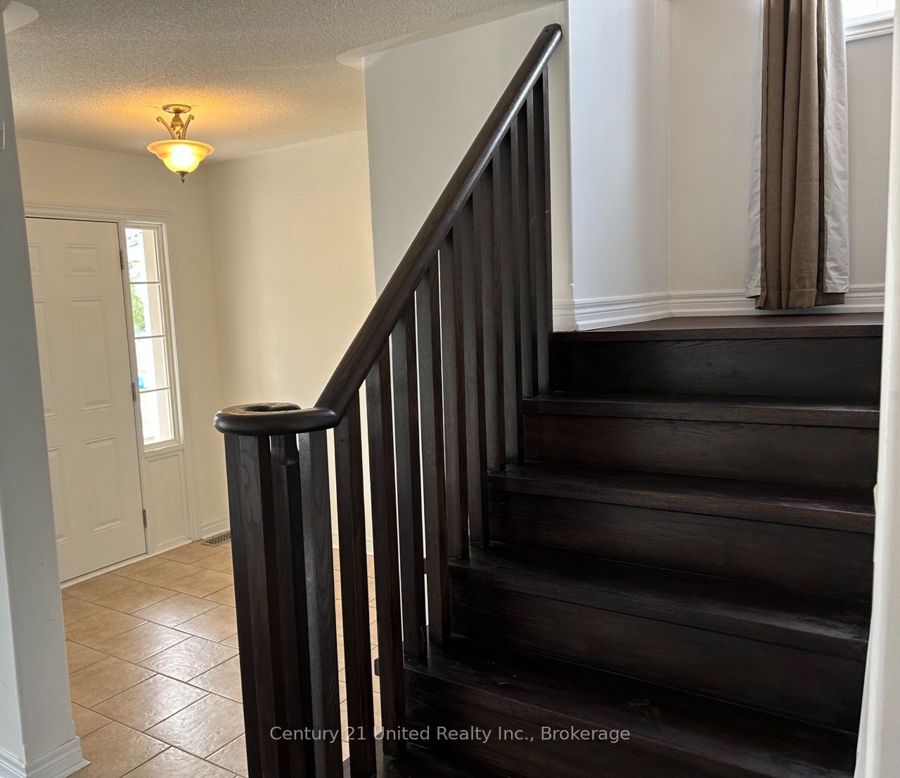 132 Bowen Drive, Peterborough, ON K9H 0C1 photo 3
