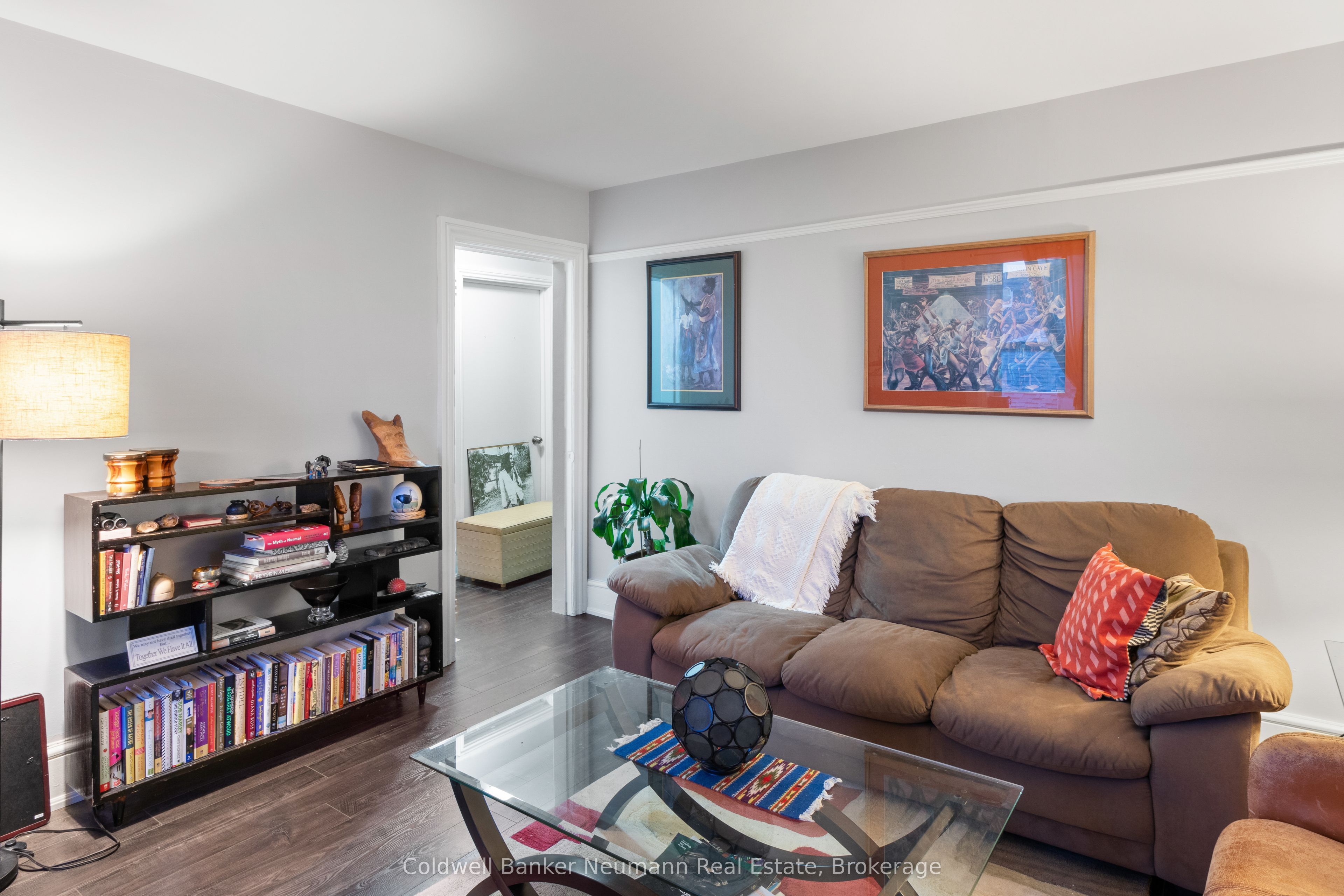 54 YARMOUTH Street A, Guelph, ON N1H 4G3 photo 3