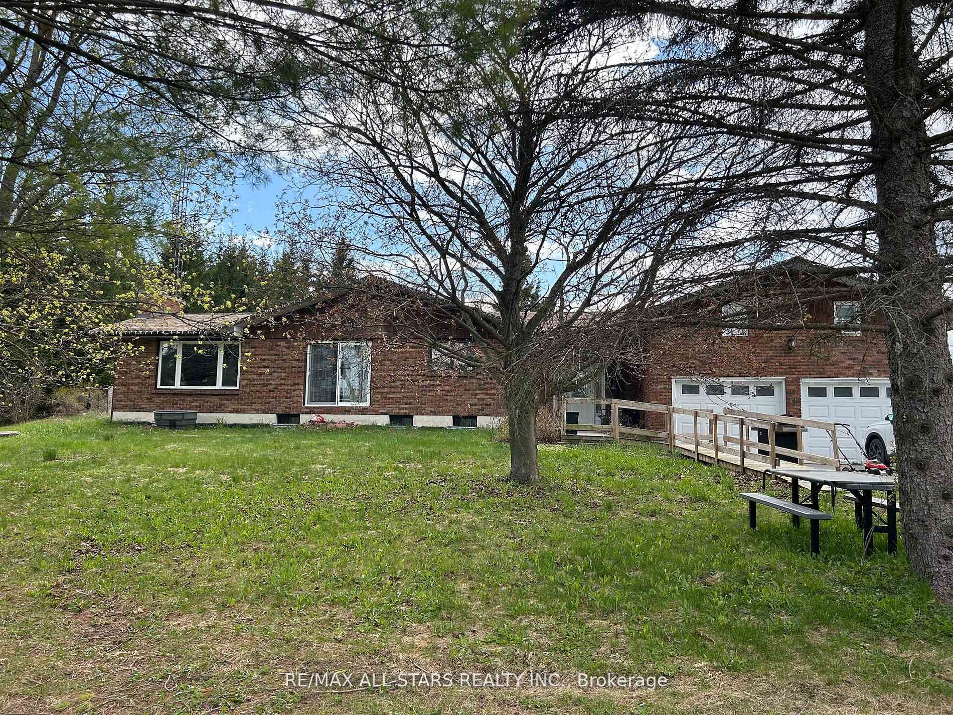 1185 Sturgeon Road, Kawartha Lakes, ON K9V 4R8